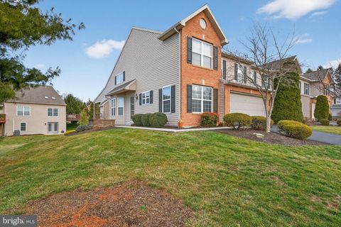 4375 ROTH FARM VILLAGE CIRCLE MECHANICSBURG PA 17050