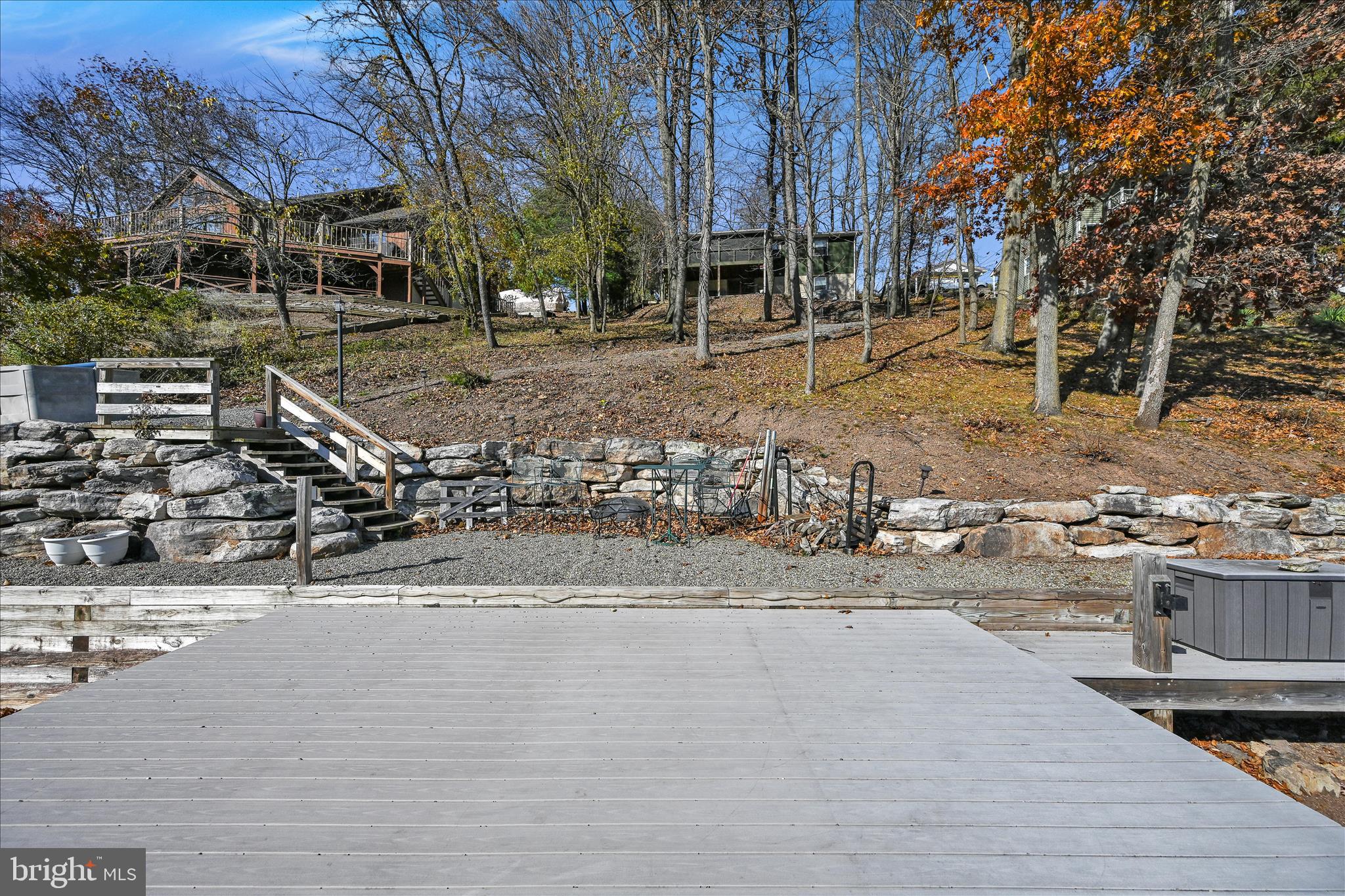 LAKE WYNONAH - Residential