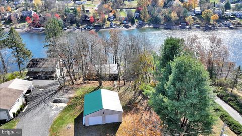 1503 WYNONAH DRIVE AUBURN PA 17922