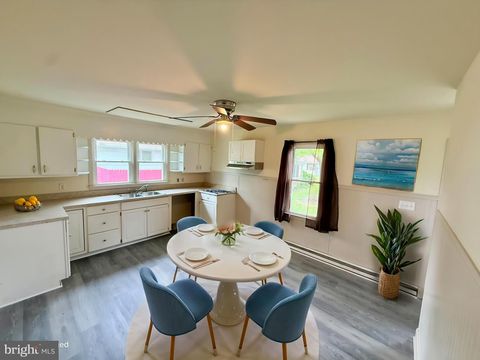 Tiny photo for 319 Shepherd Avenue, CAMBRIDGE, MD 21613 (MLS # MDDO2012182)