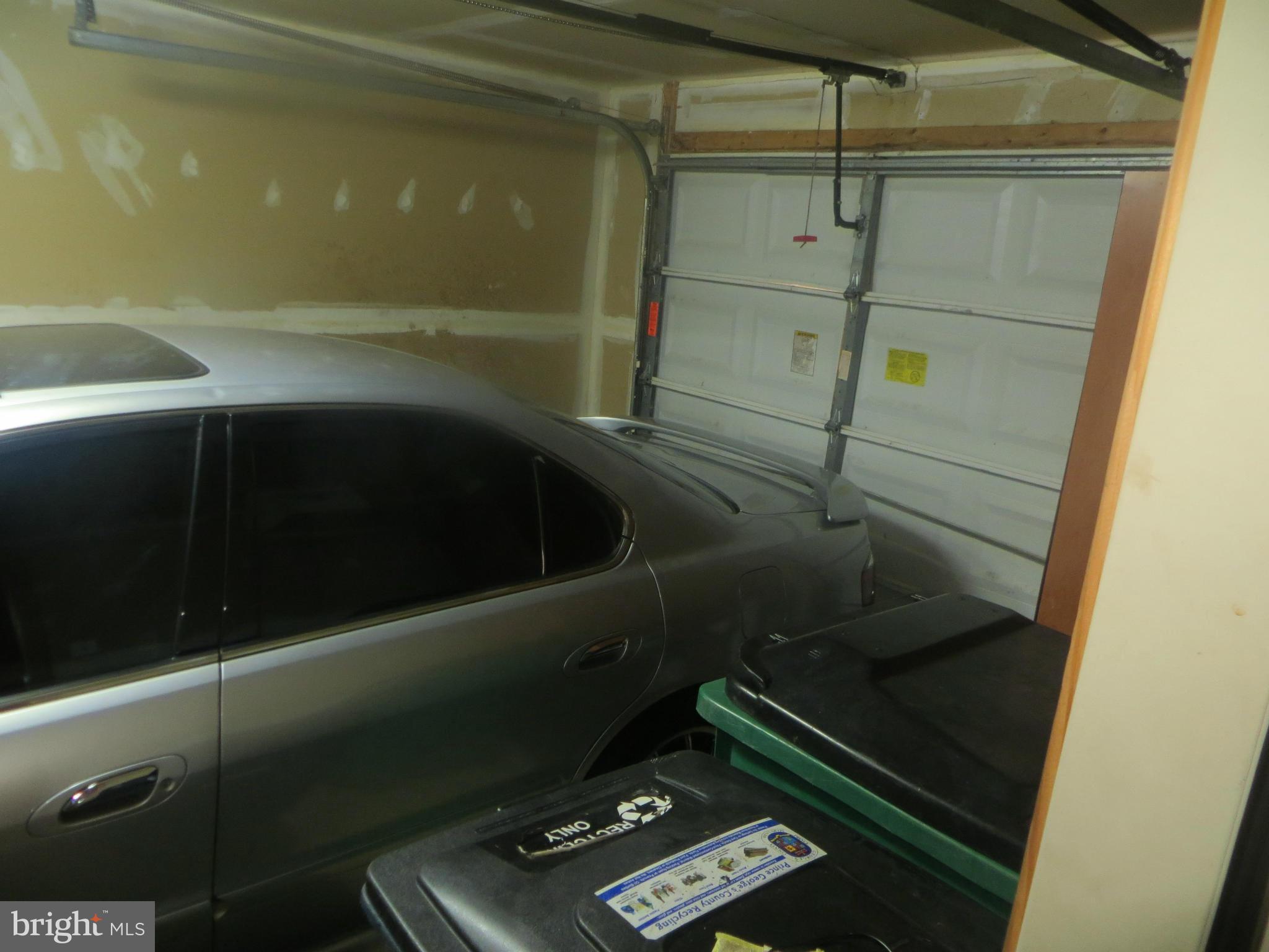 MADISON HILL - Residential Lease