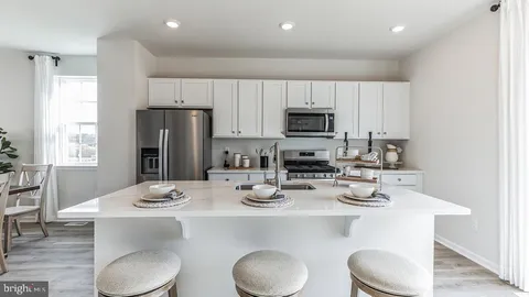 15 Baybreeze Drive, Waretown, NJ MLS: NJOC2032126