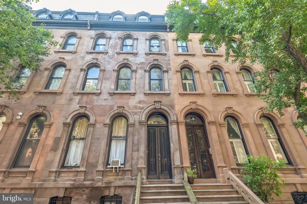 Photo of 2008 Spruce Street #3F, PHILADELPHIA, PA 19103 (MLS # PAPH2564100)