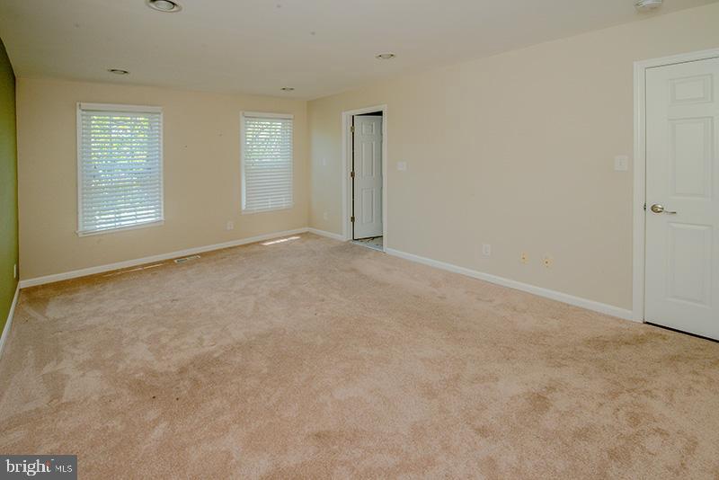 ARROWOOD - Residential Lease