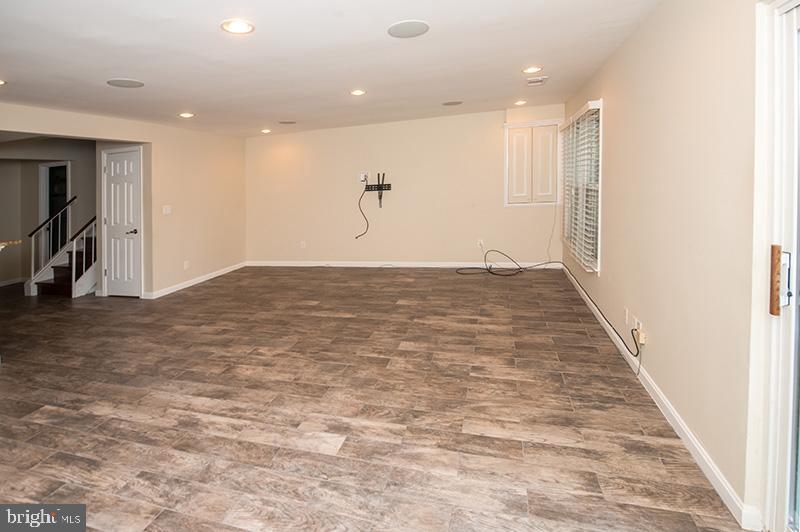 ARROWOOD - Residential Lease