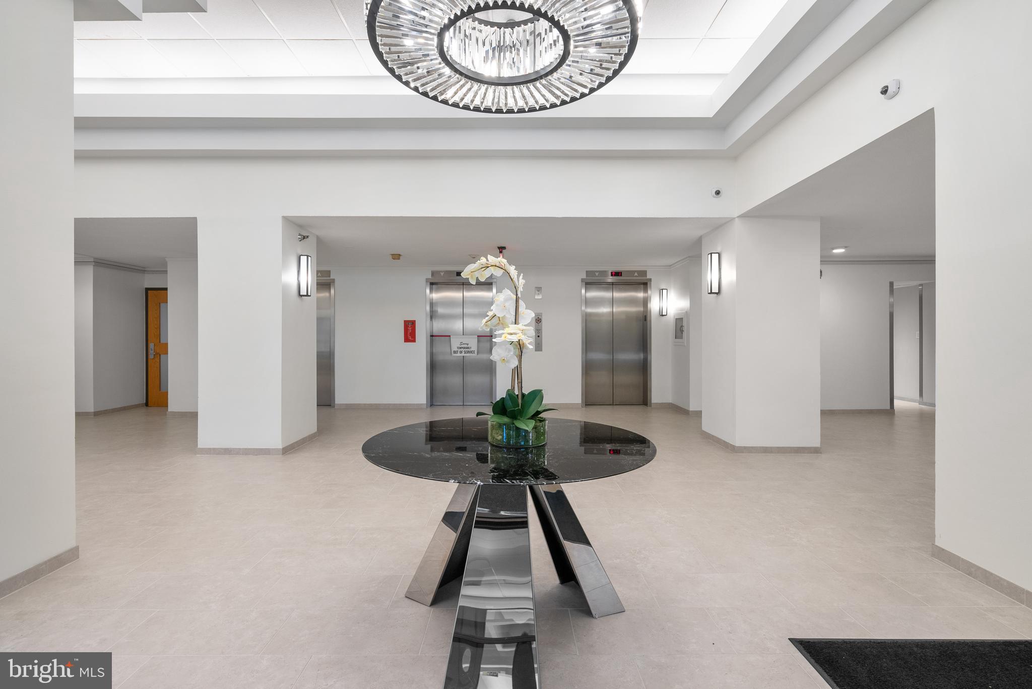 ENCORE OF MCLEAN - Residential
