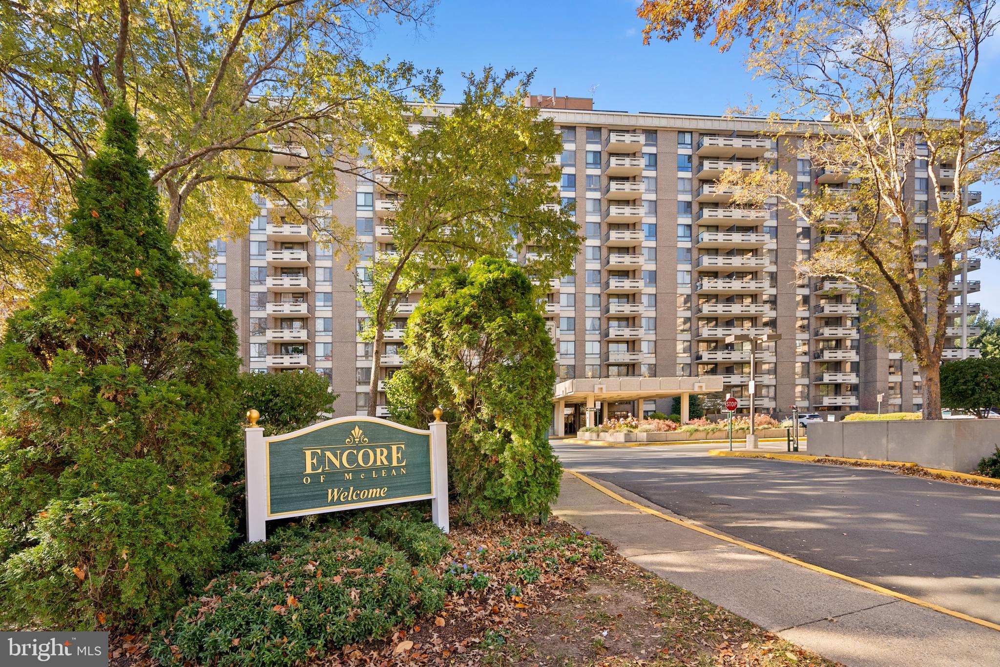 ENCORE OF MCLEAN - Residential
