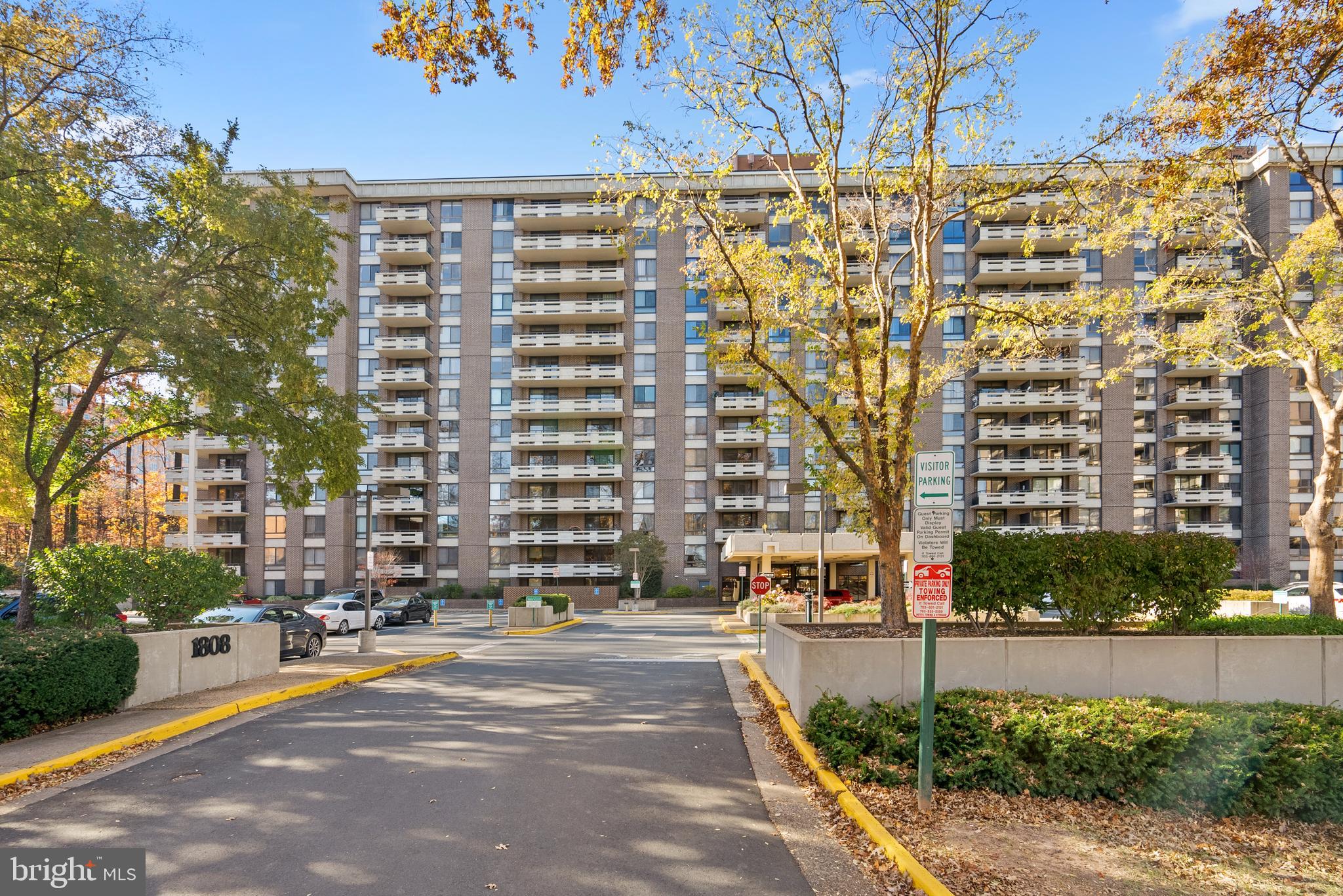 ENCORE OF MCLEAN - Residential