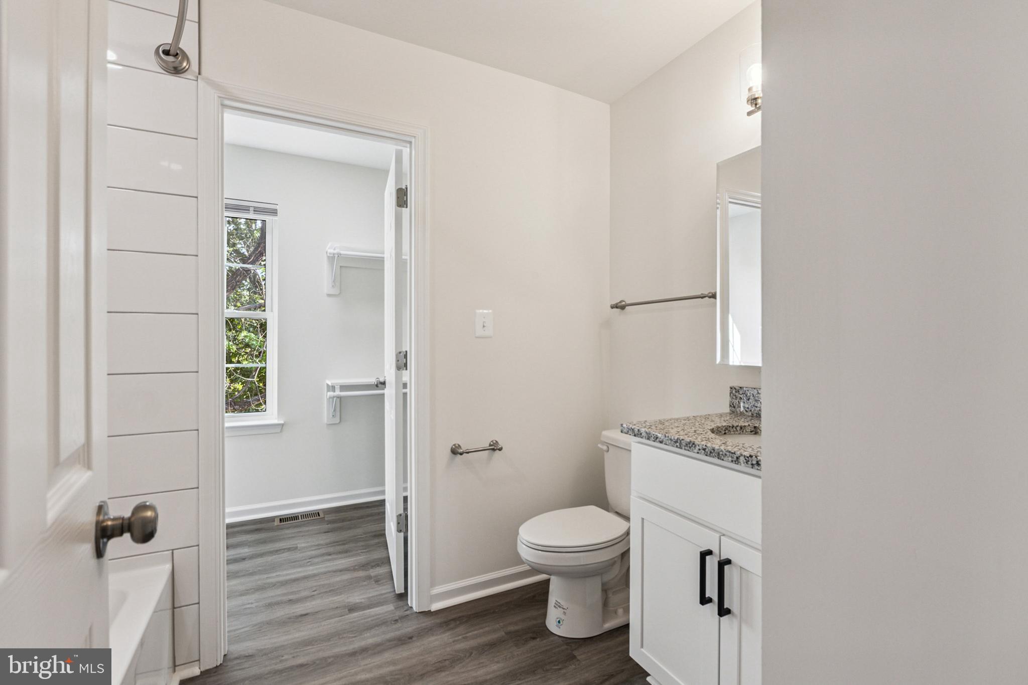 CHURCHILL TOWN SECTOR - Residential