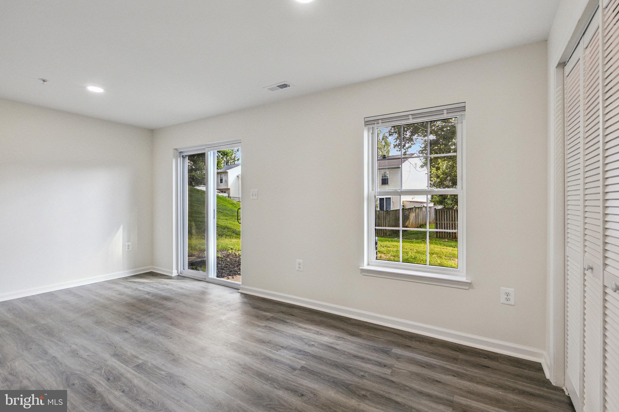 CHURCHILL TOWN SECTOR - Residential