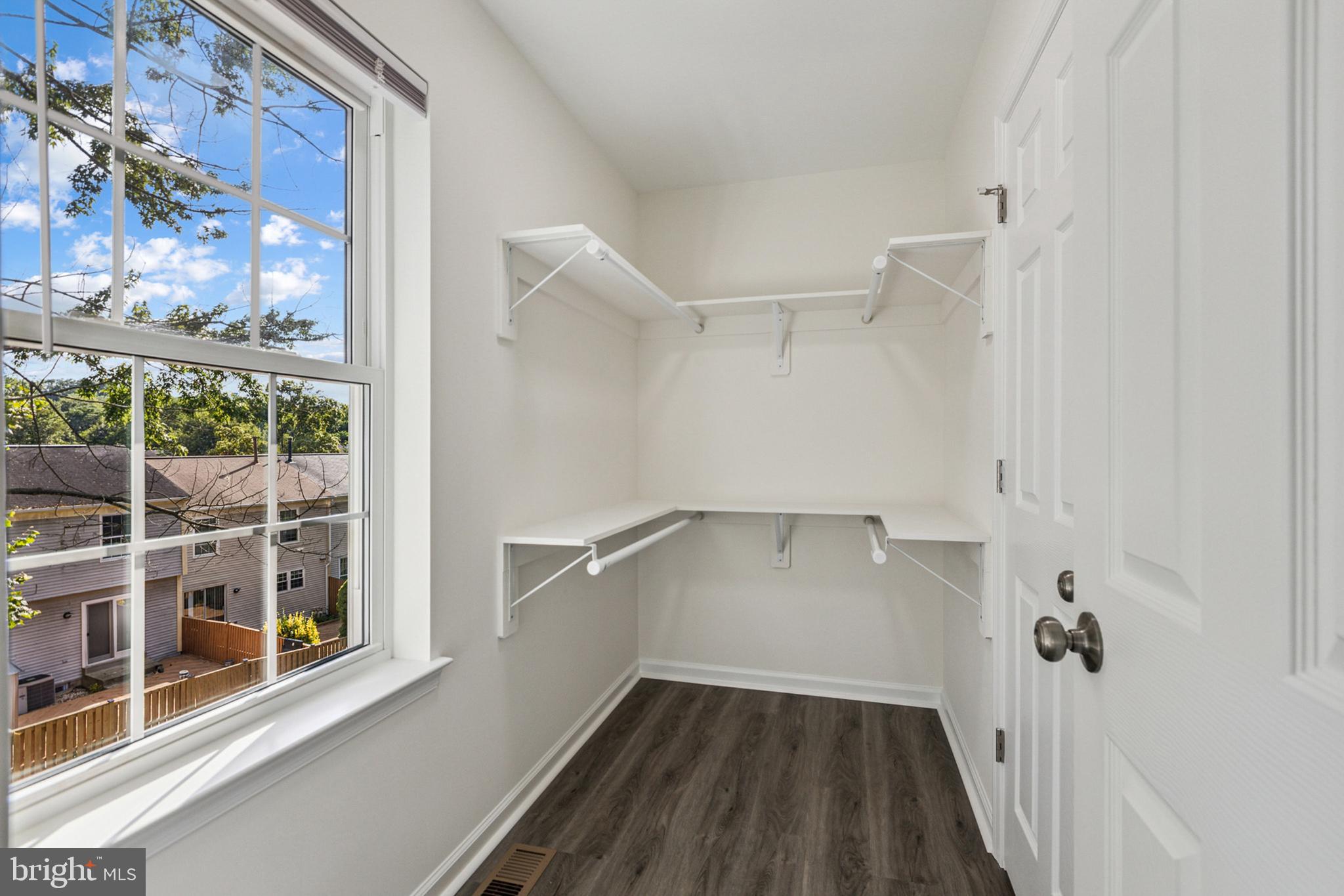 CHURCHILL TOWN SECTOR - Residential