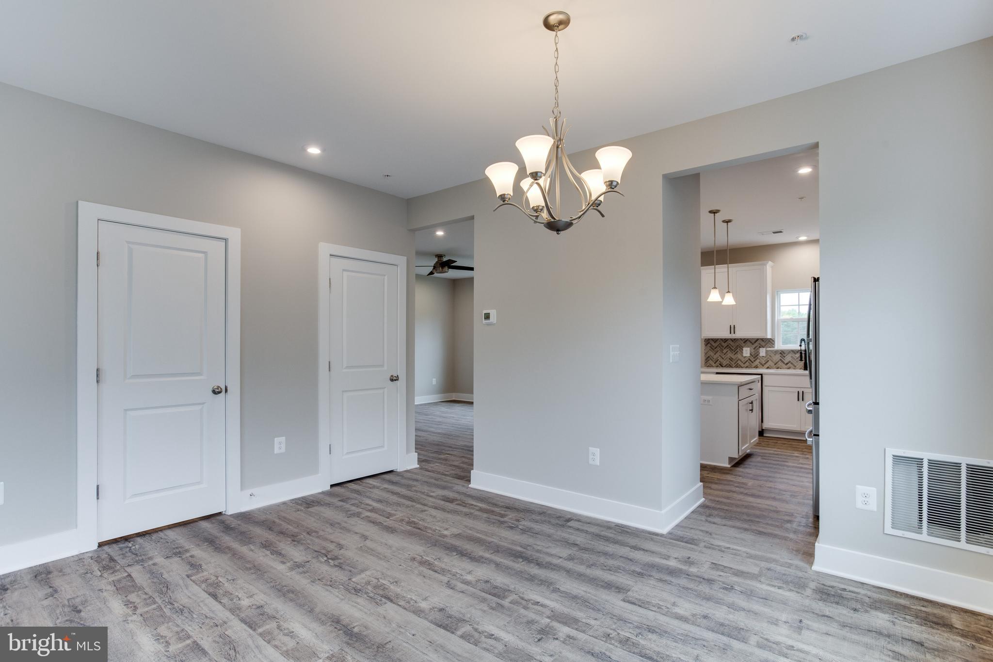 CORAL HILLS - Residential