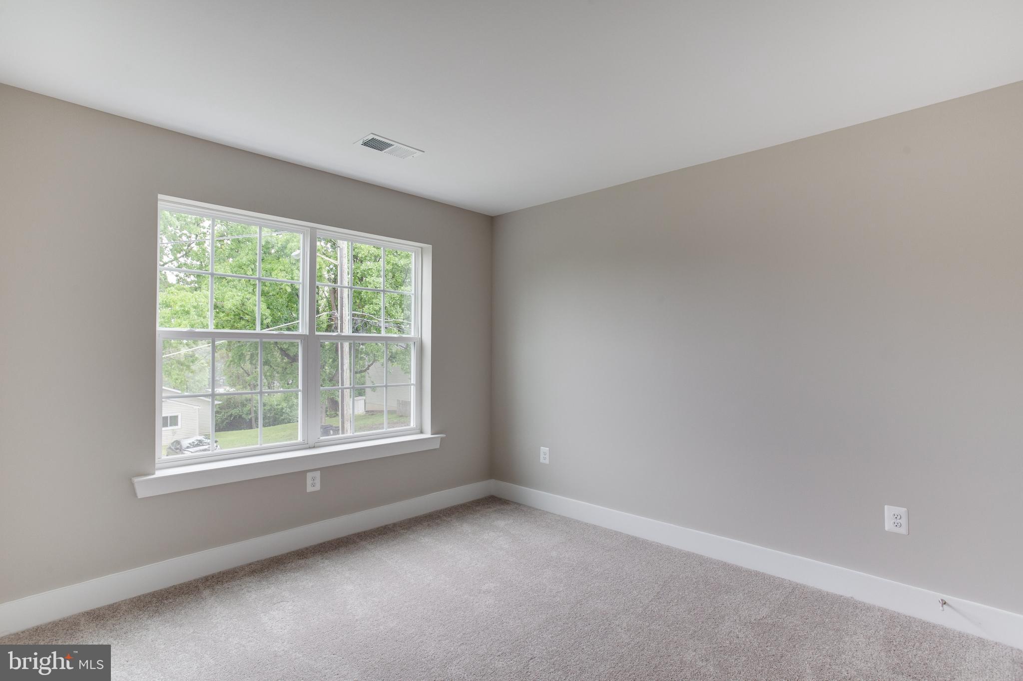 CORAL HILLS - Residential