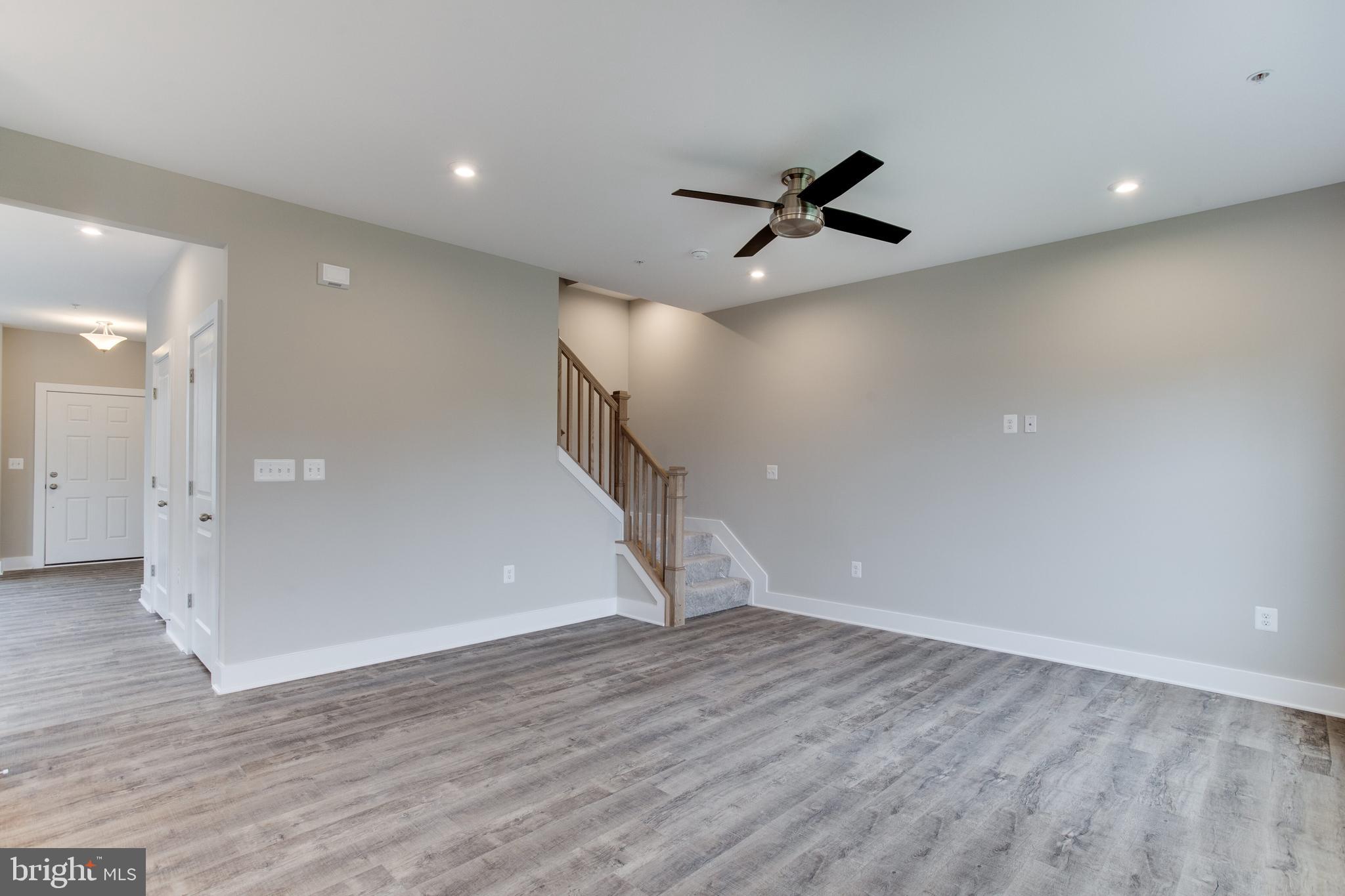 CORAL HILLS - Residential