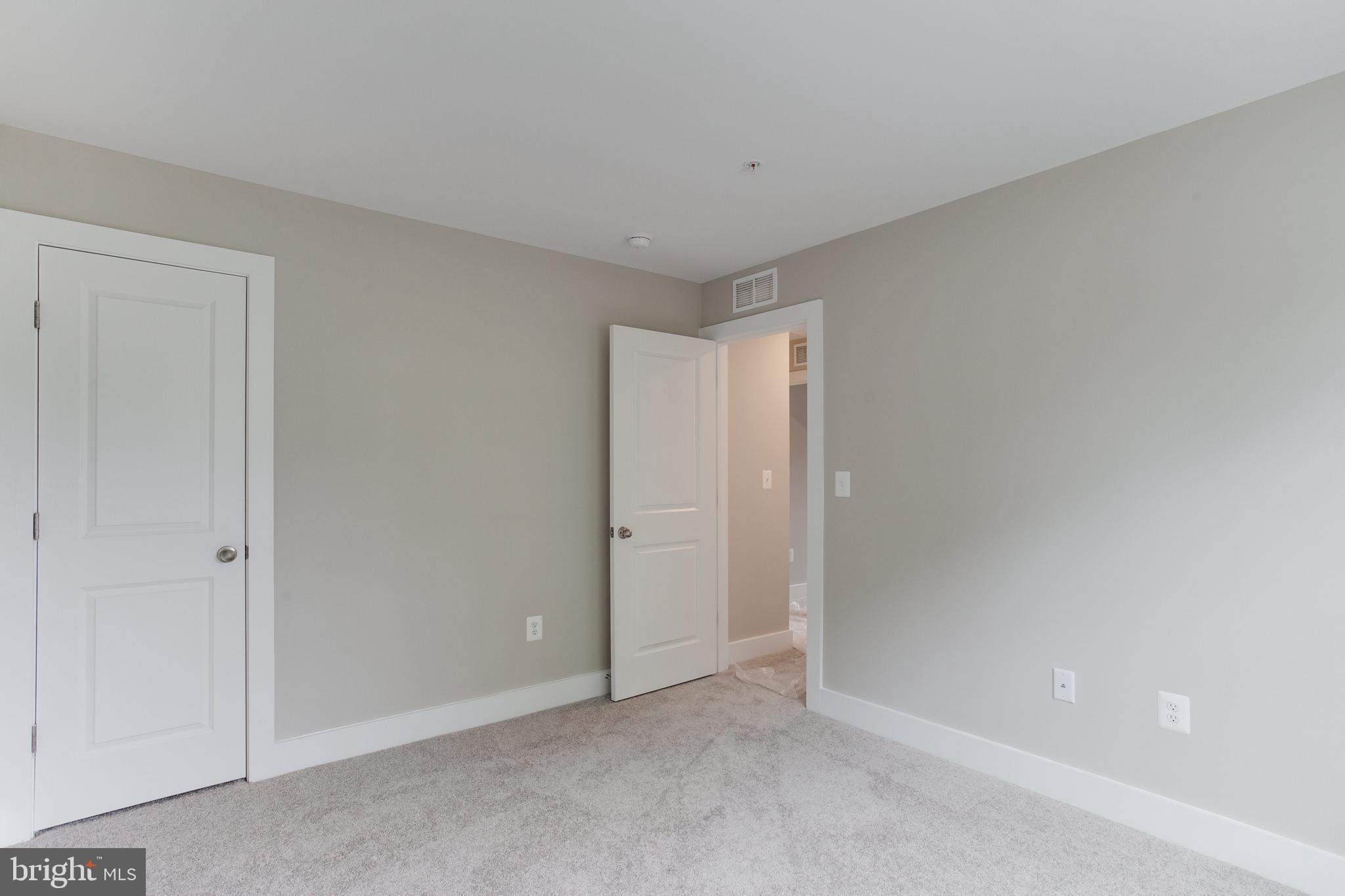 CORAL HILLS - Residential