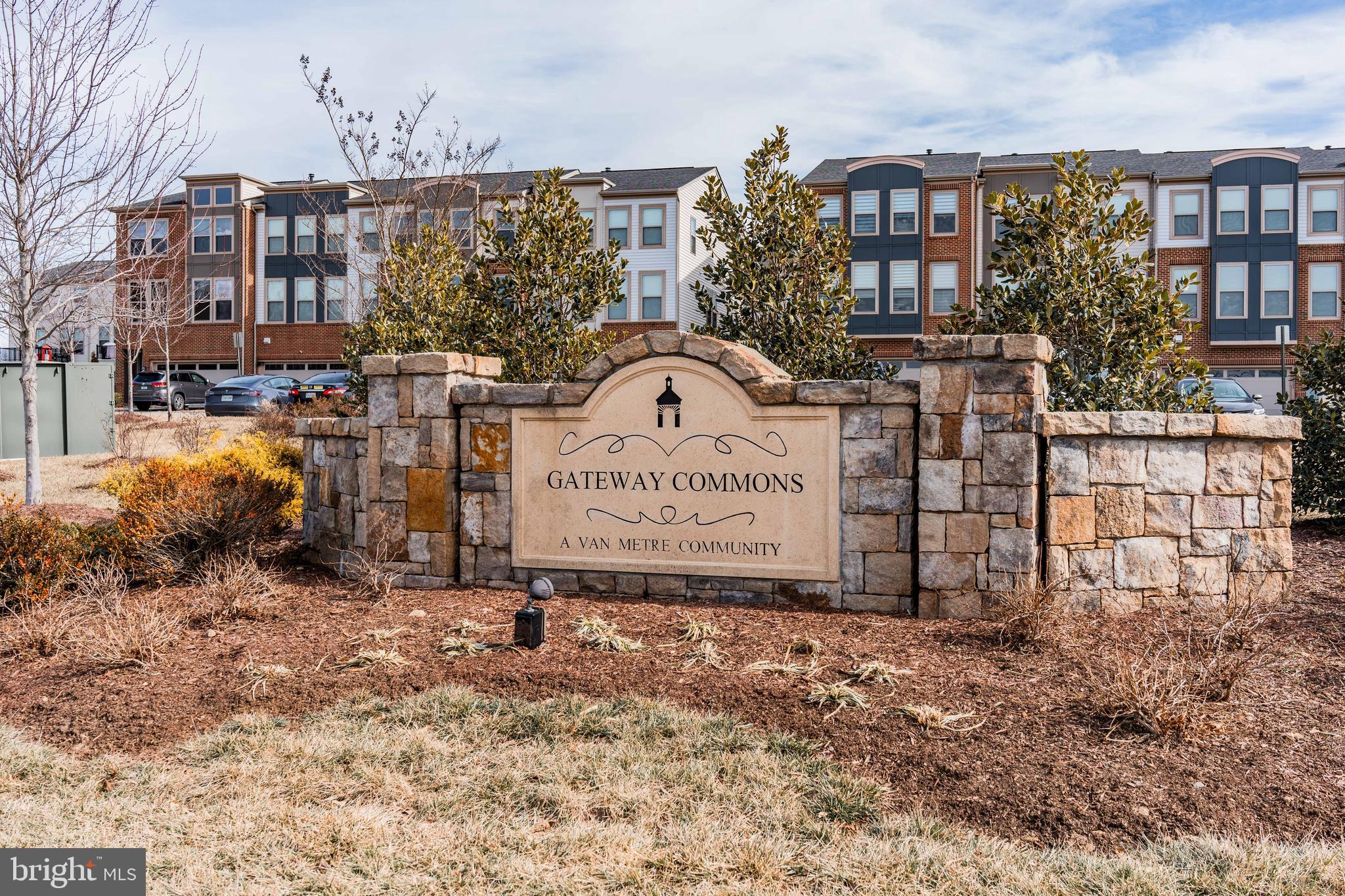 GATEWAY COMMONS - Residential Lease