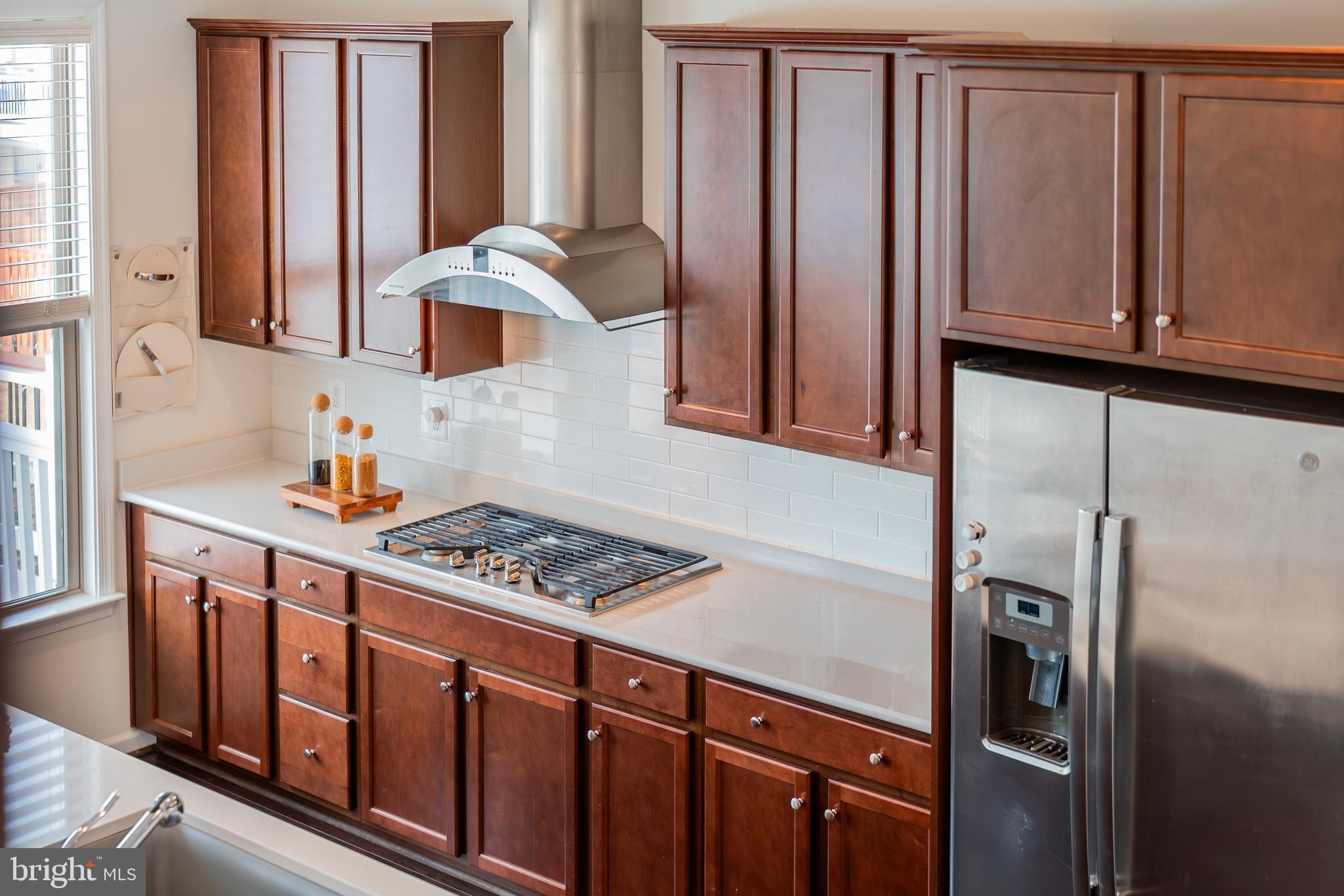 GATEWAY COMMONS - Residential Lease