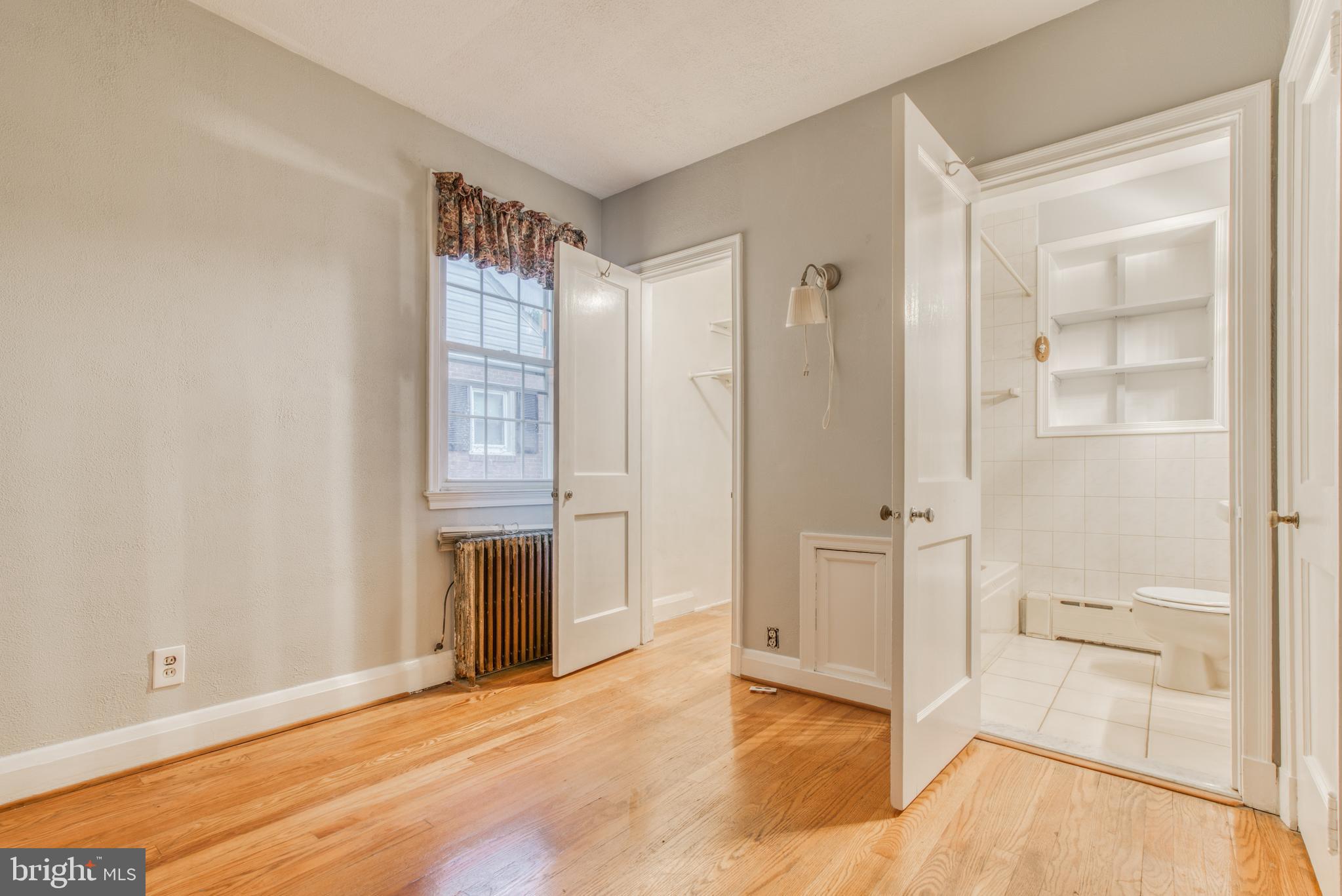 PARKVILLE - Residential