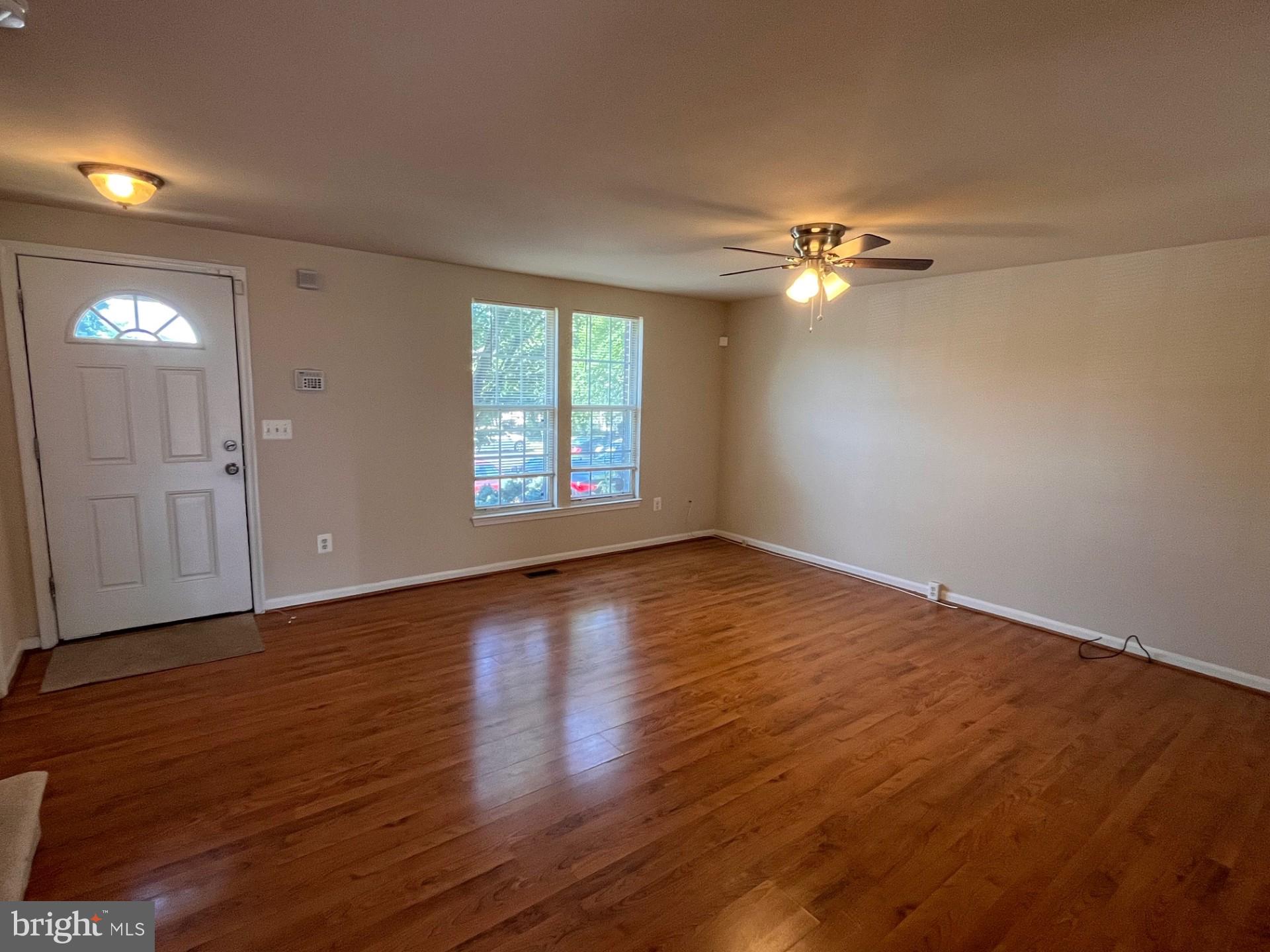 3418 BELLEPLAIN COURT