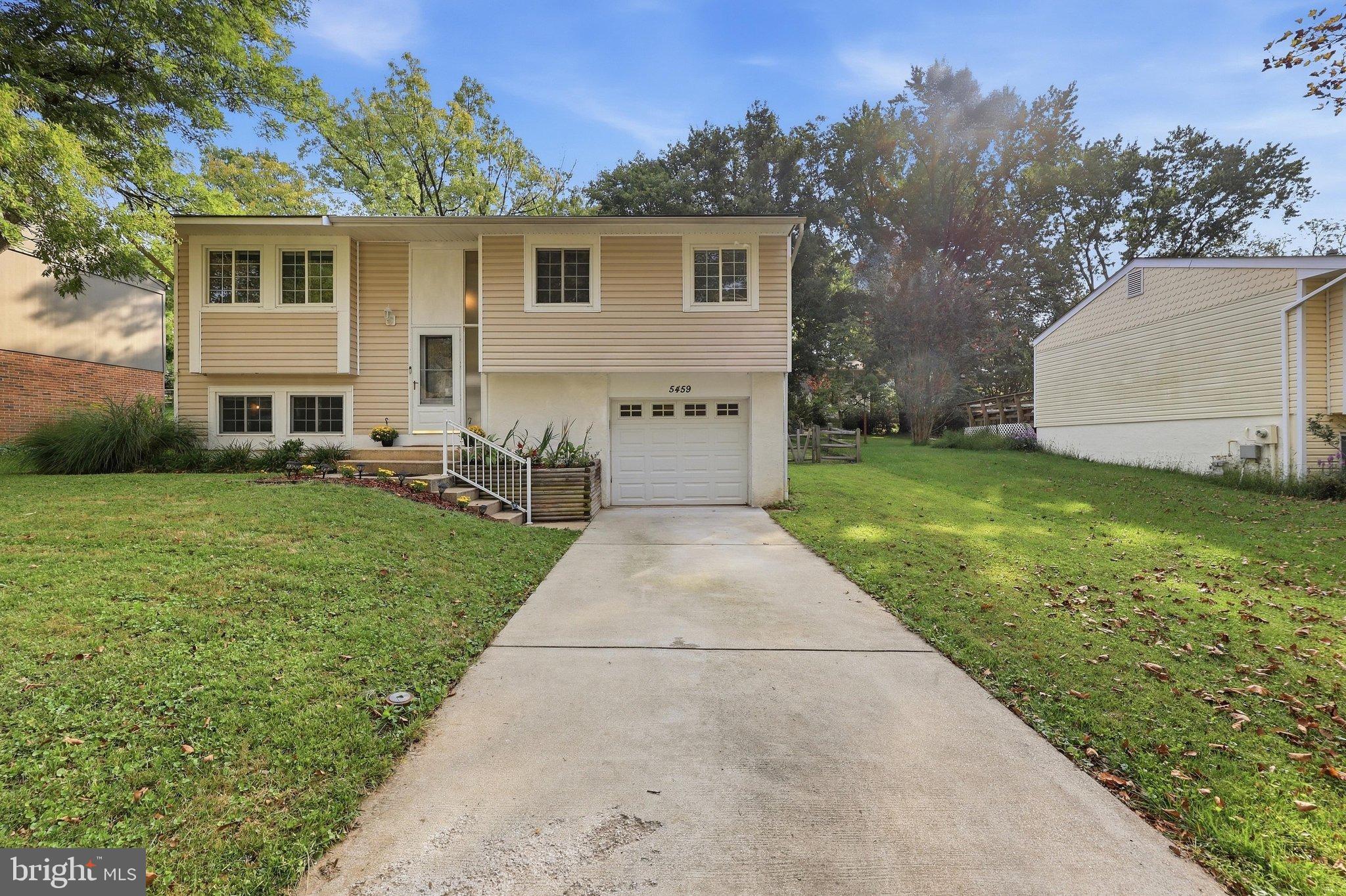 5459 BLUECOAT LANE
