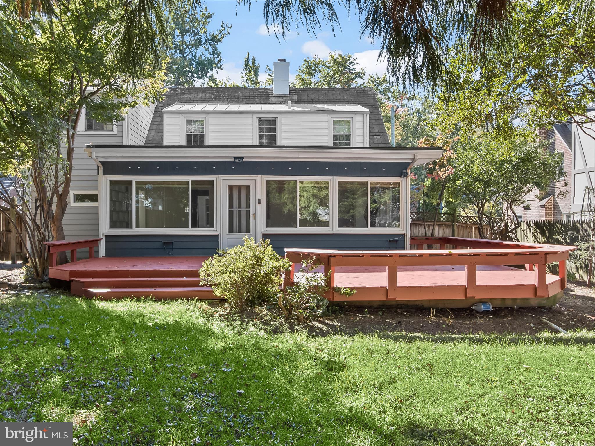 EDGEWOOD - Residential