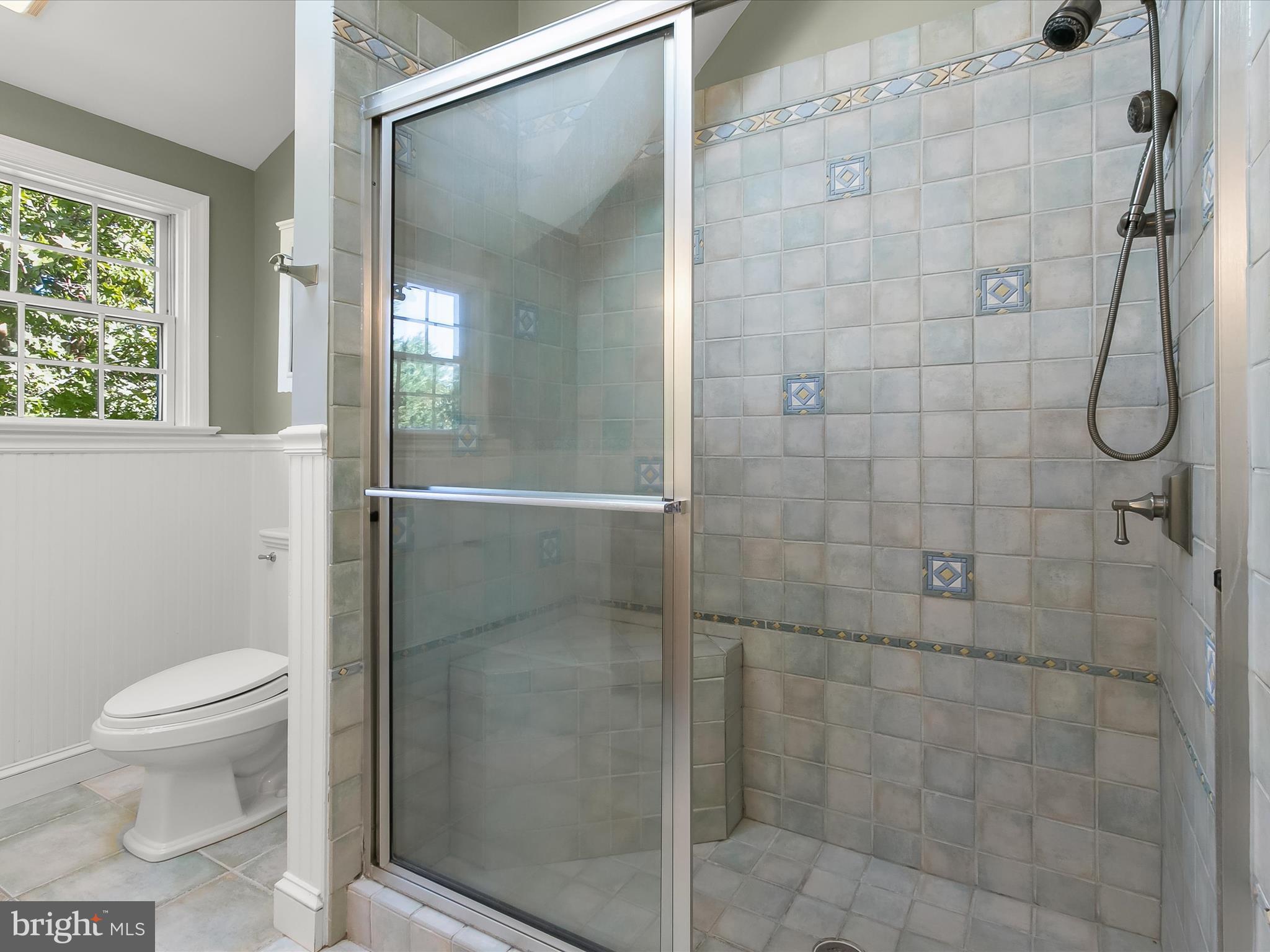 EDGEWOOD - Residential