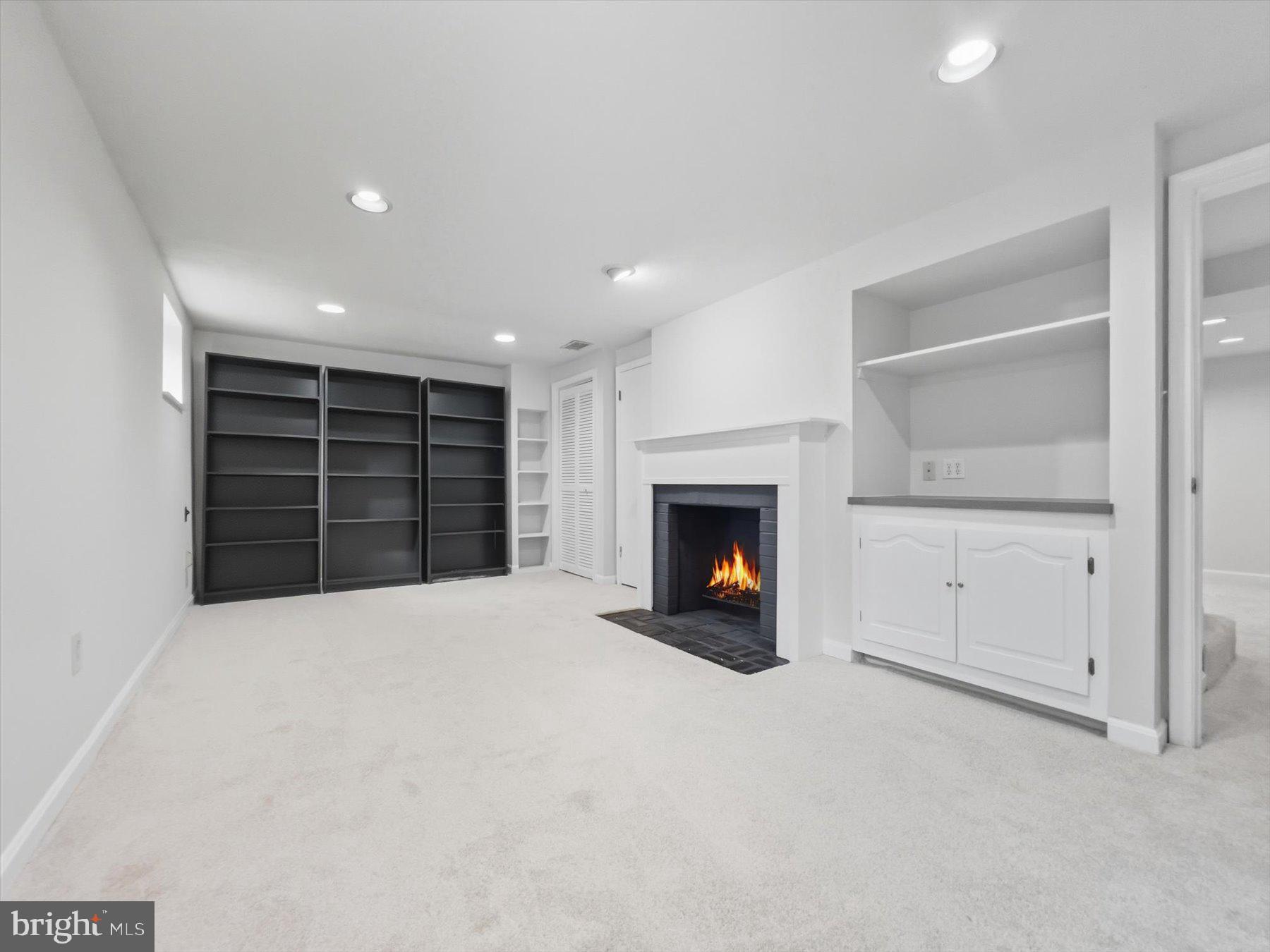 EDGEWOOD - Residential