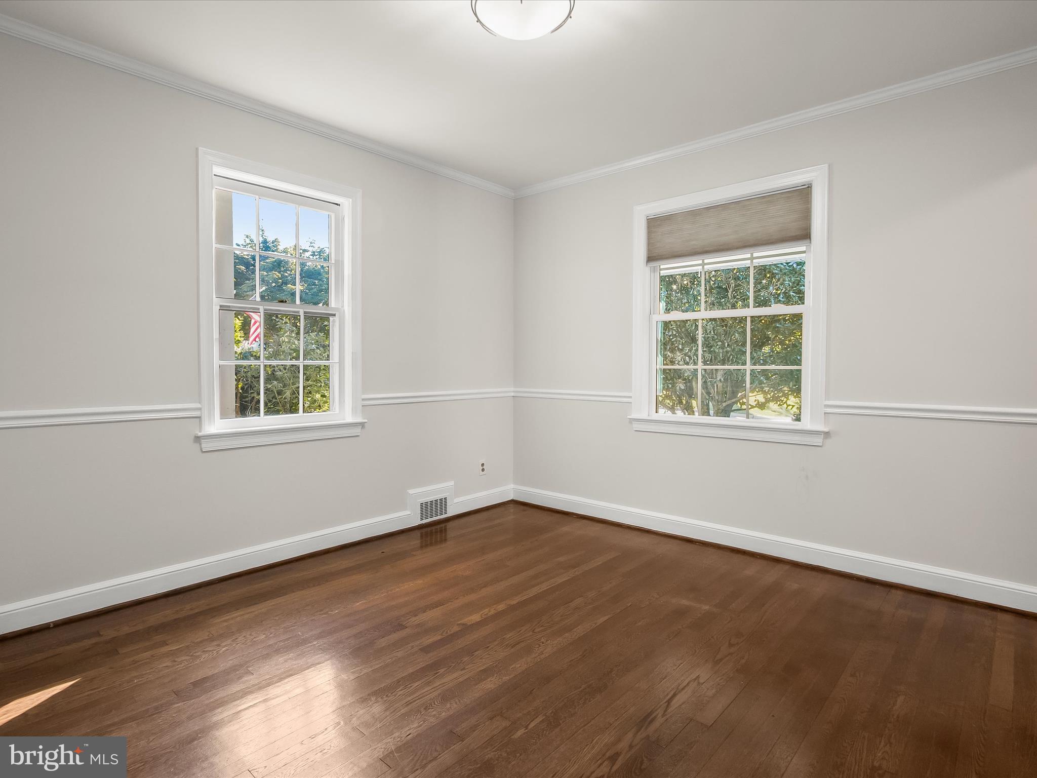 EDGEWOOD - Residential