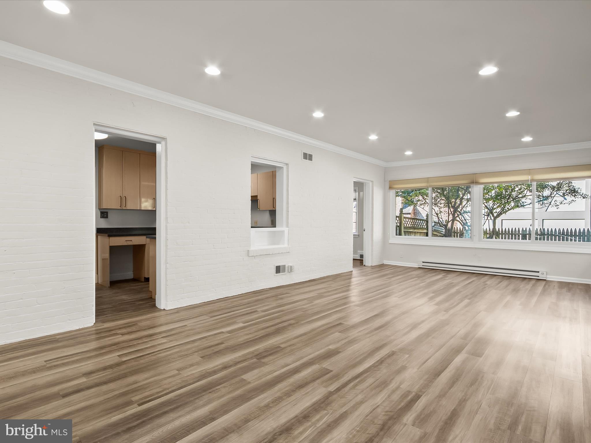 EDGEWOOD - Residential