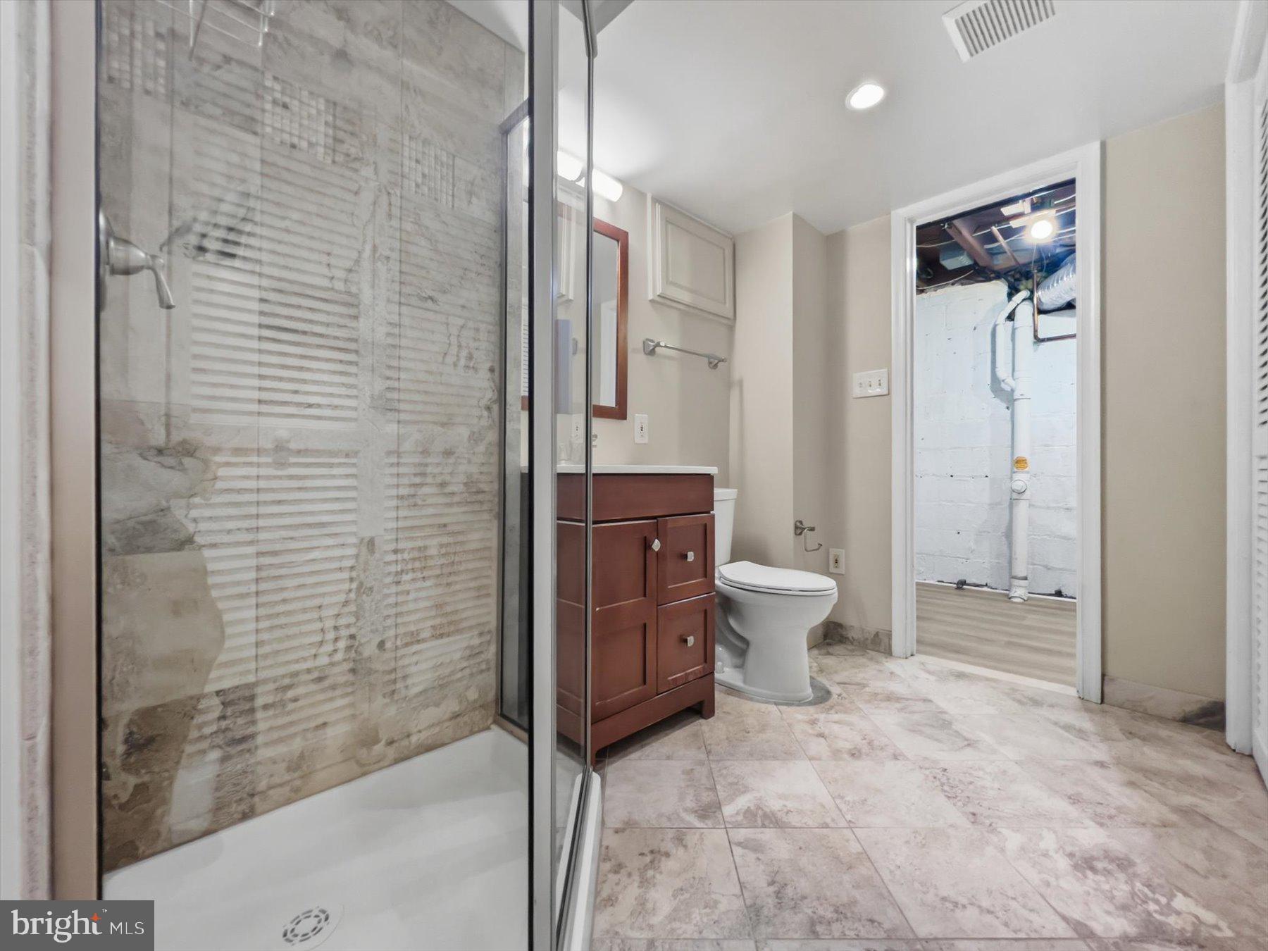 EDGEWOOD - Residential