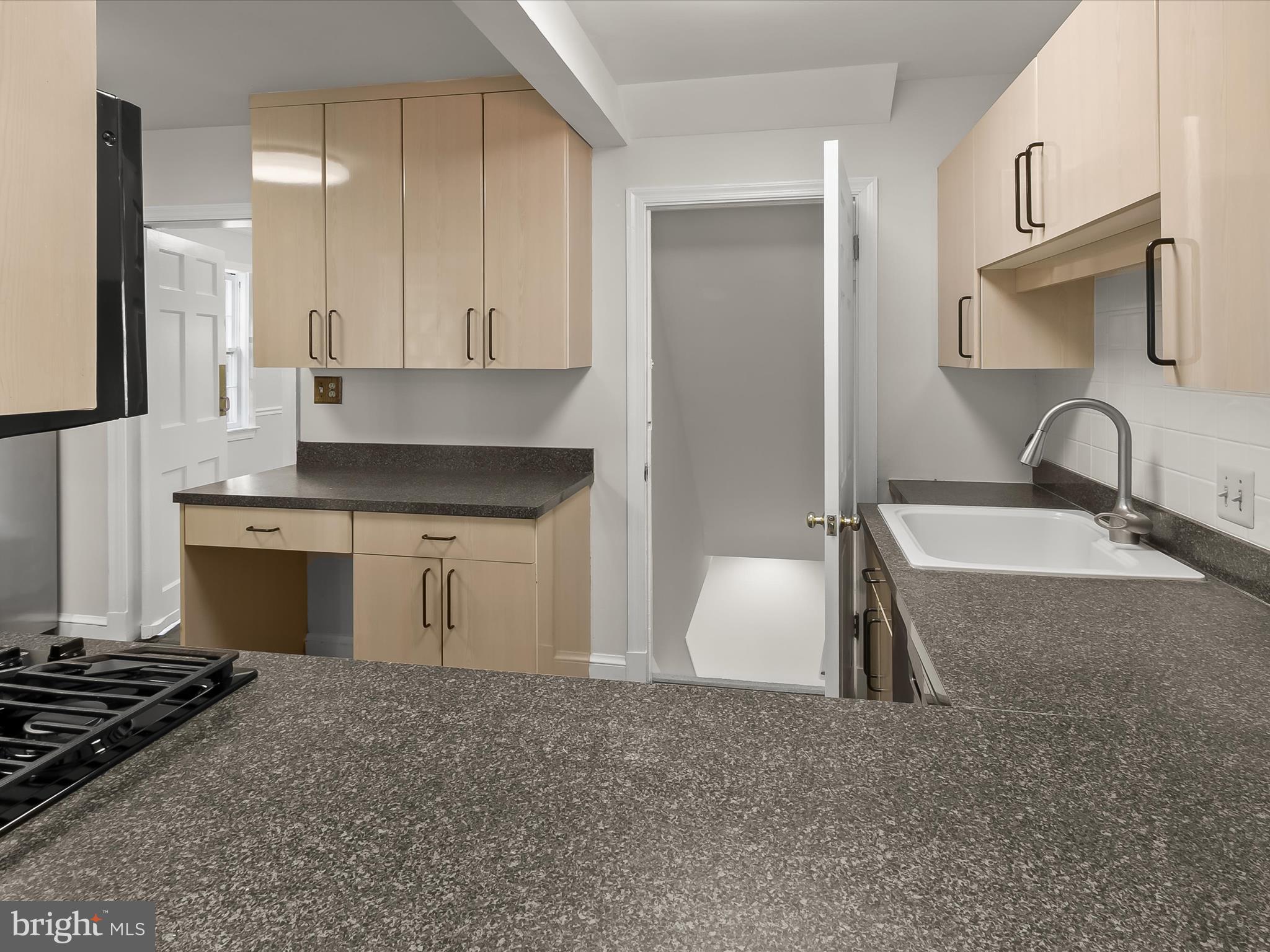 EDGEWOOD - Residential