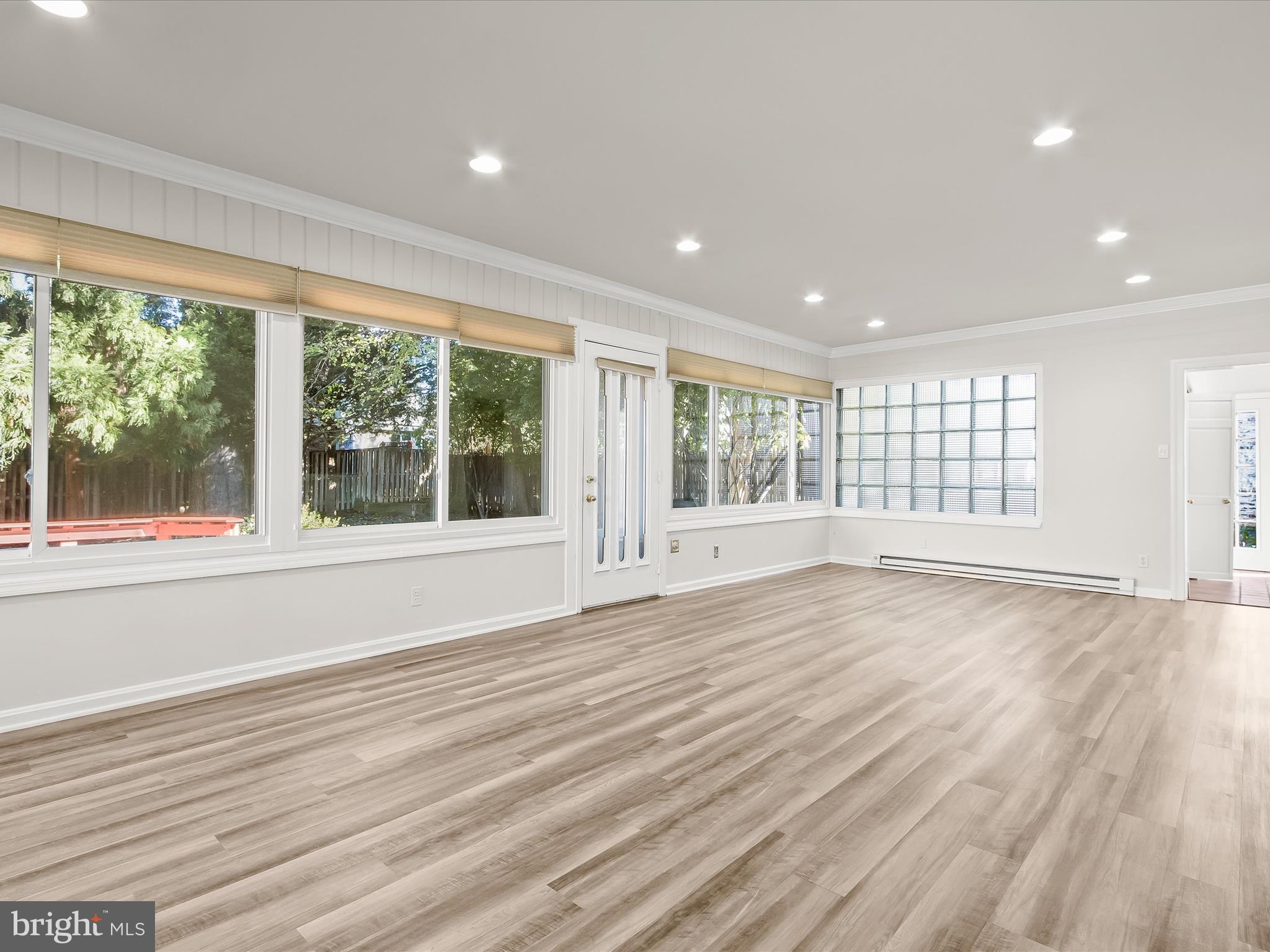 EDGEWOOD - Residential