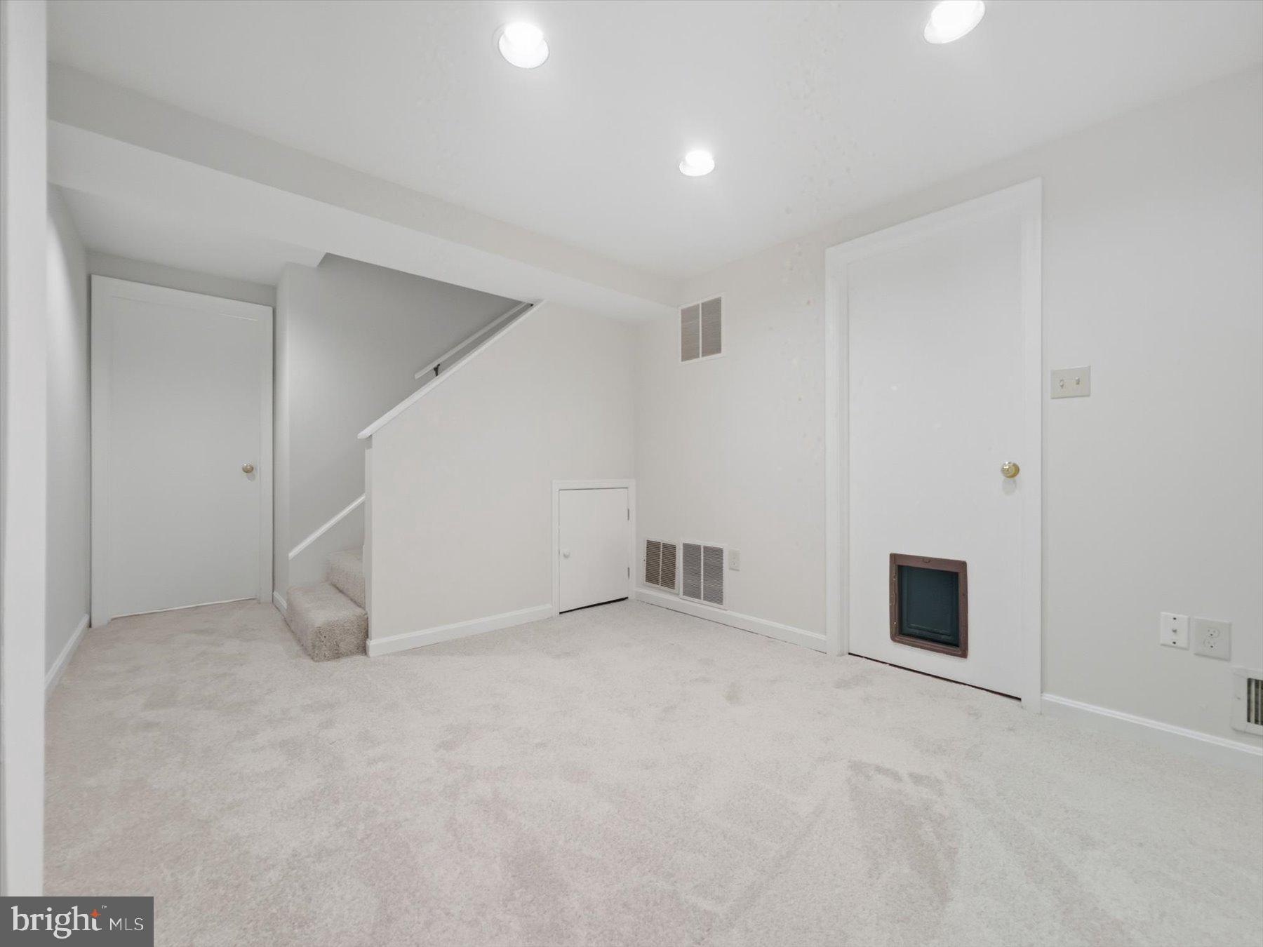 EDGEWOOD - Residential