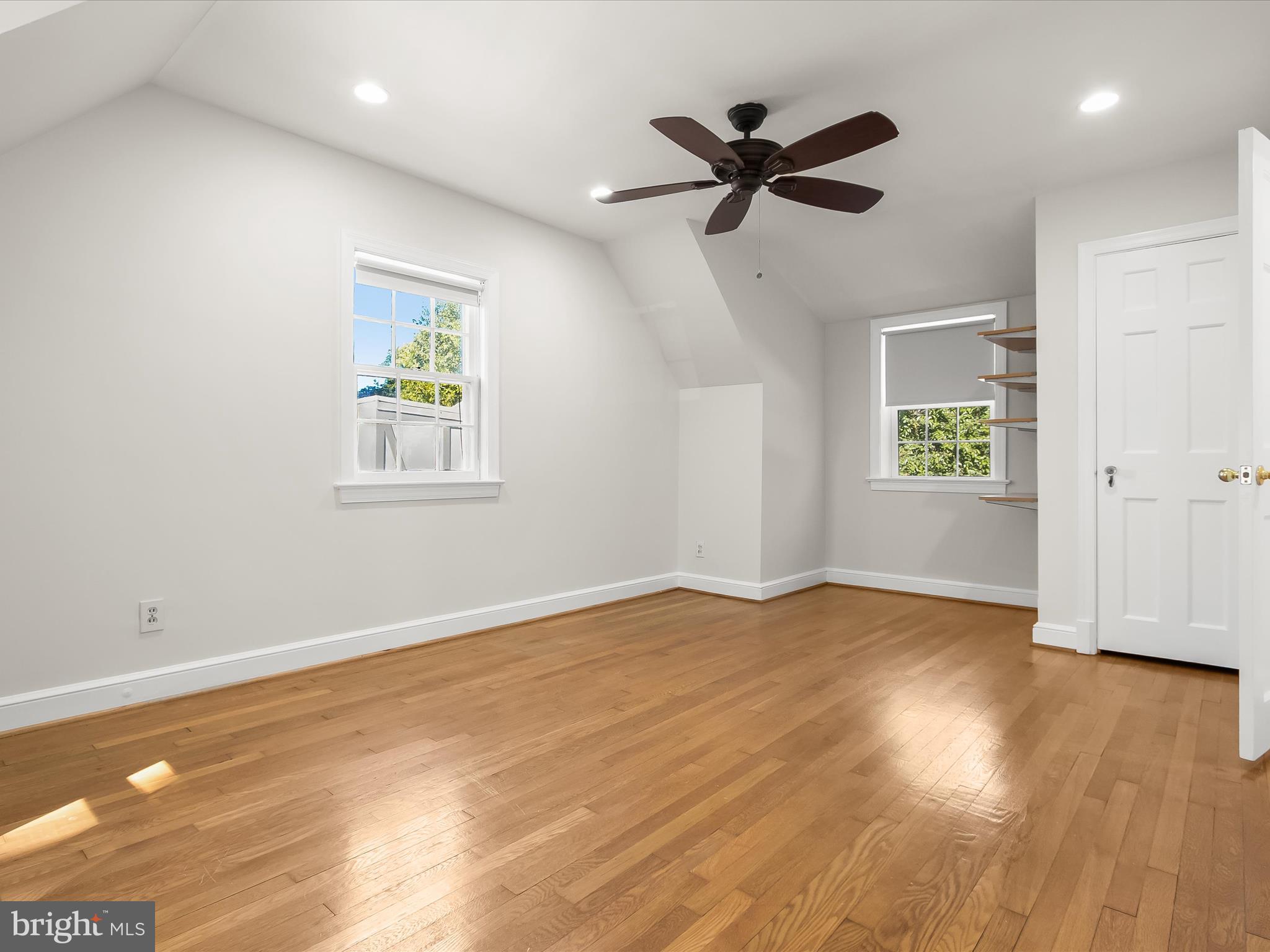 EDGEWOOD - Residential