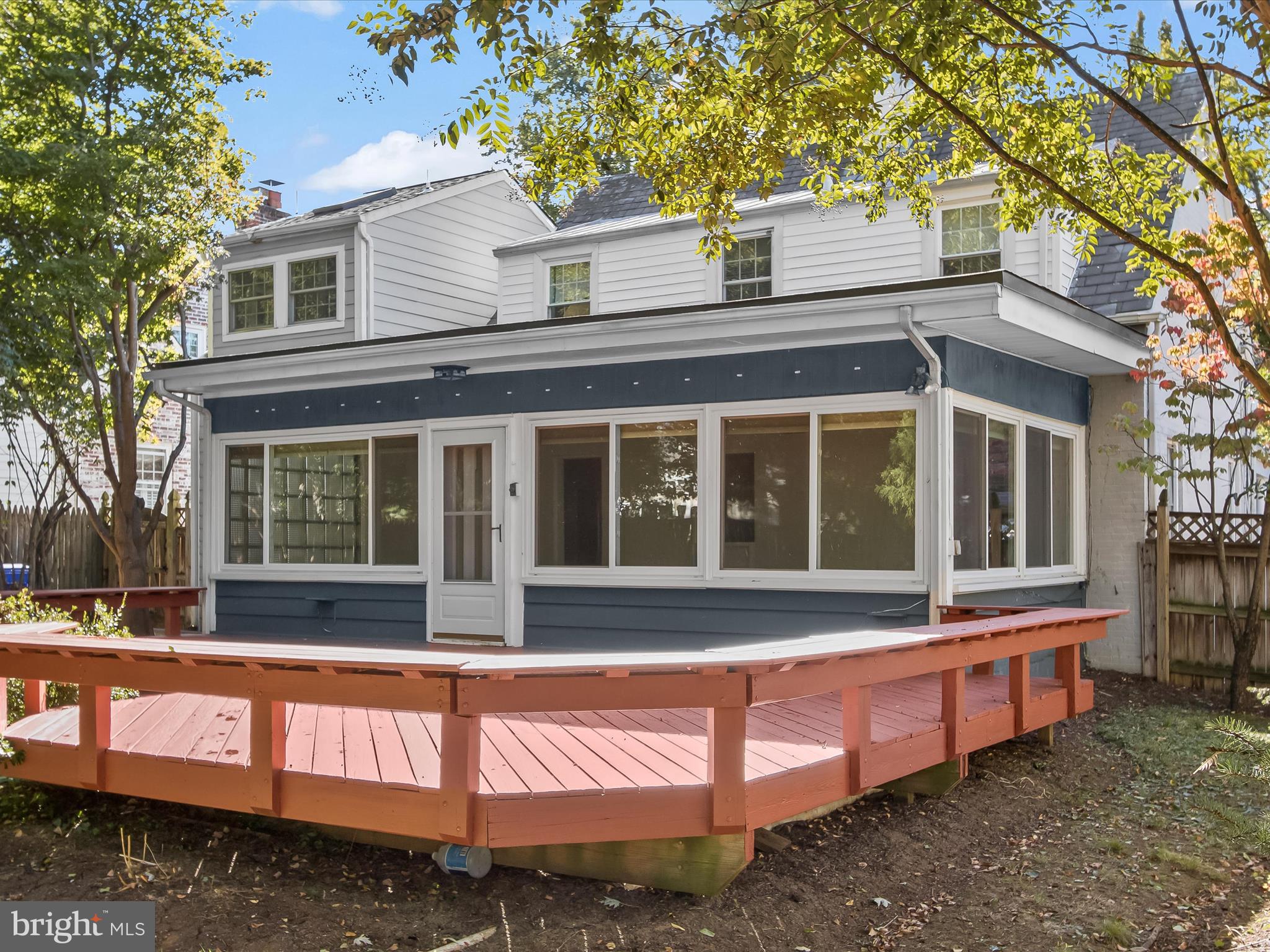 EDGEWOOD - Residential