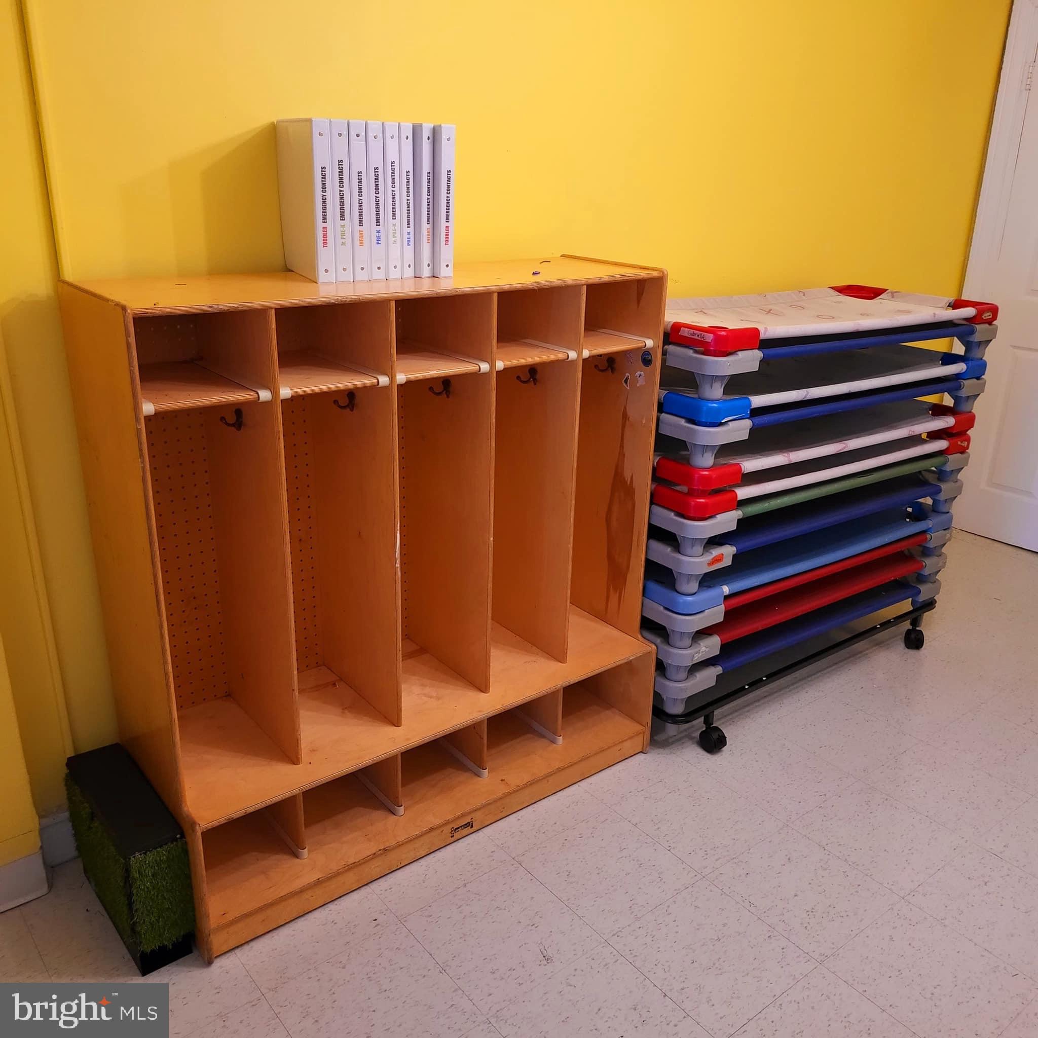 GERMANTOWN - Commercial Sale