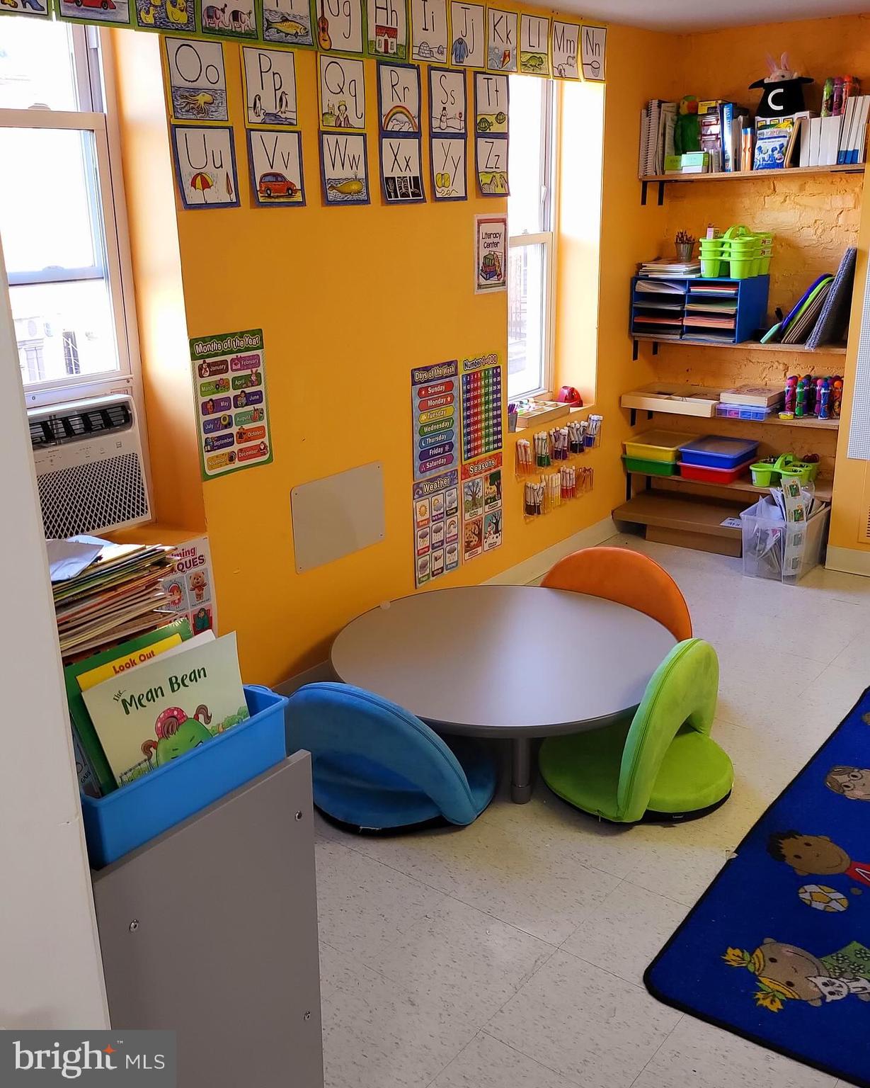 GERMANTOWN - Commercial Sale