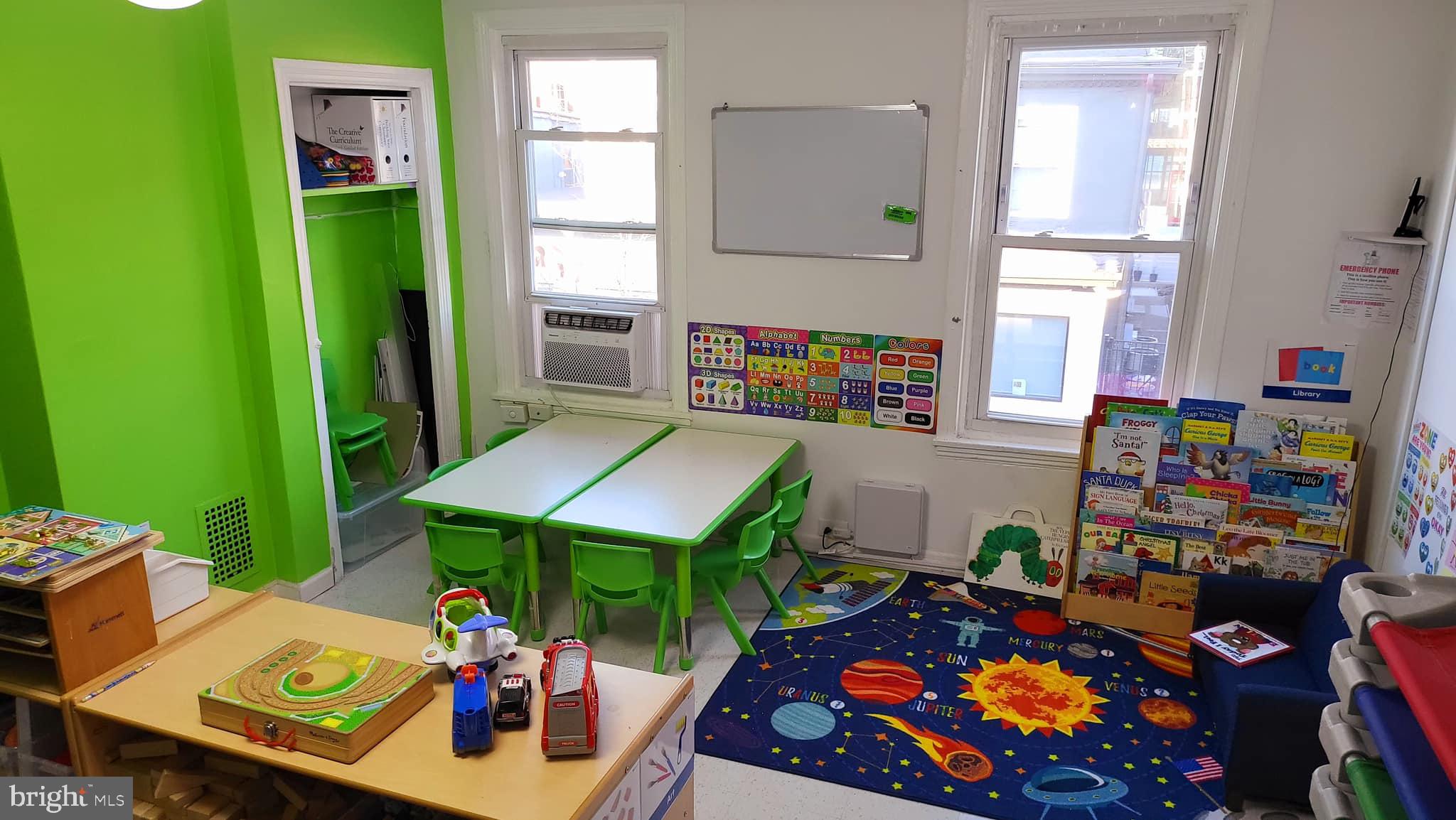 GERMANTOWN - Commercial Sale