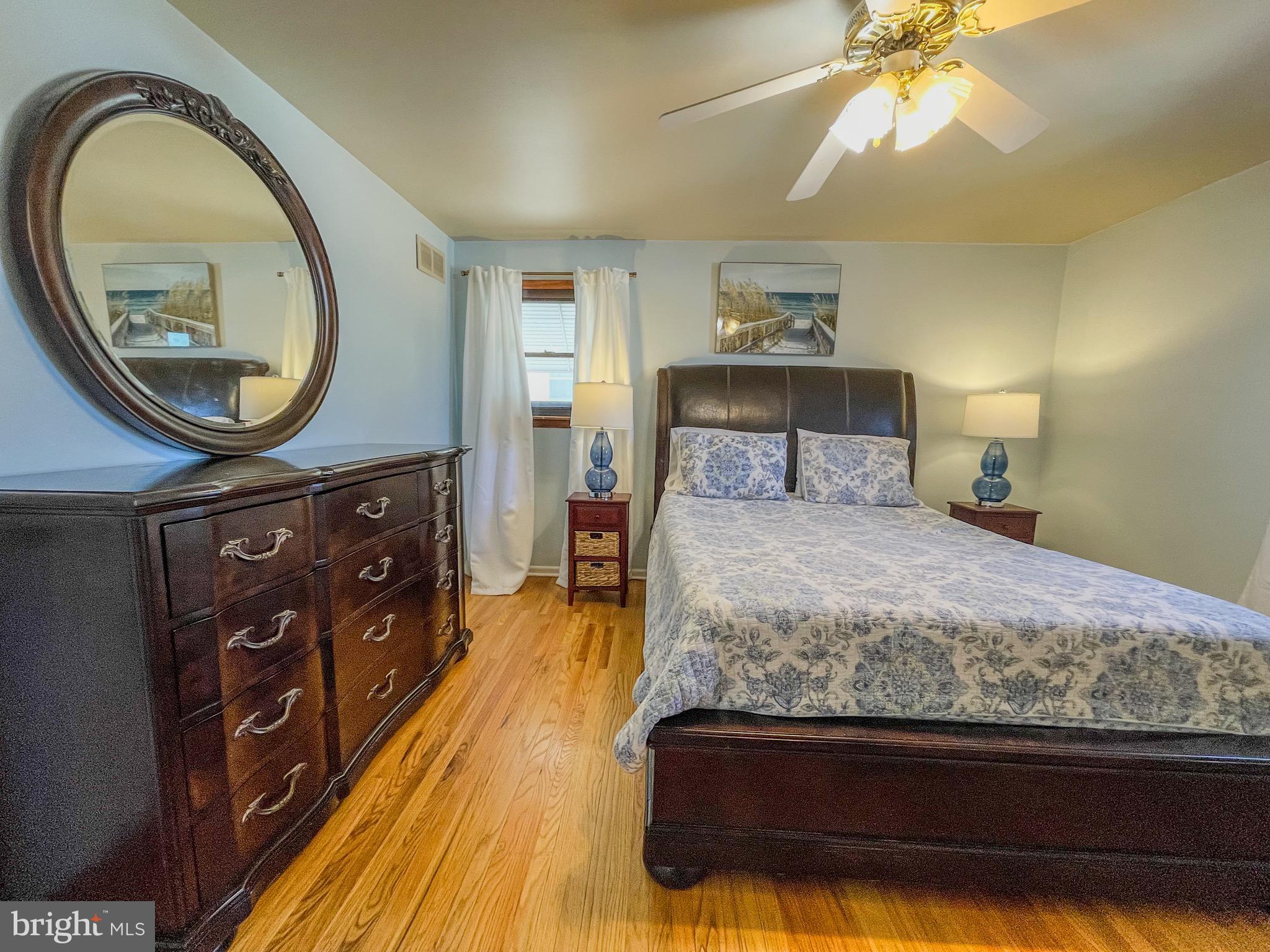 ACADEMY GARDENS - Residential