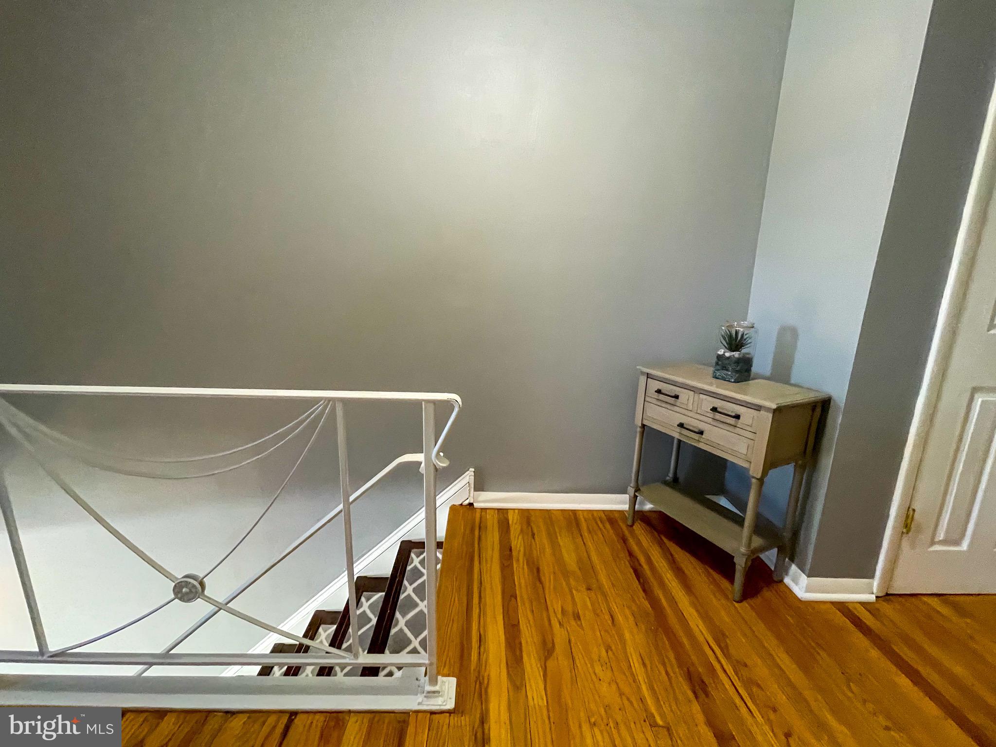 ACADEMY GARDENS - Residential