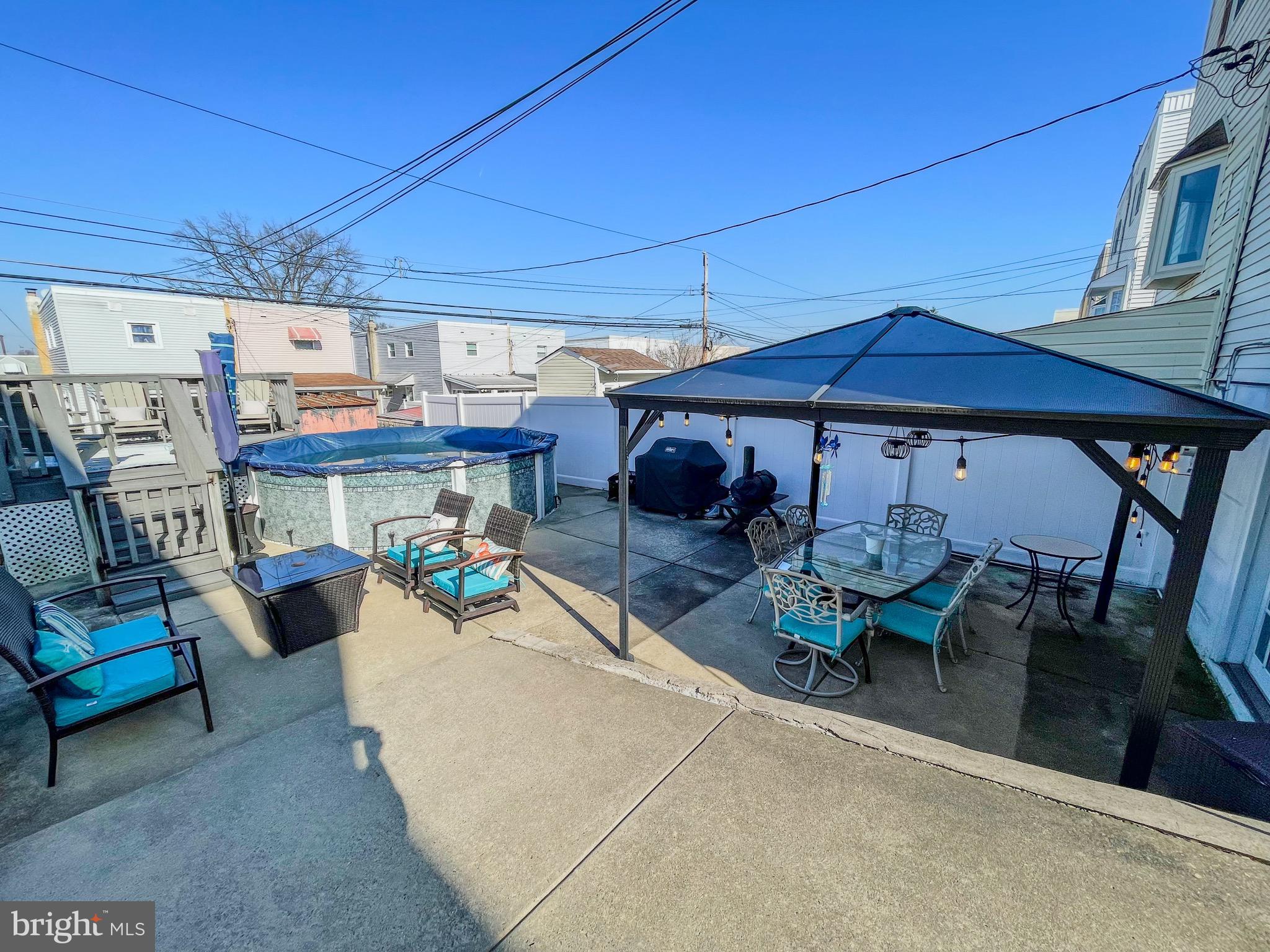 ACADEMY GARDENS - Residential