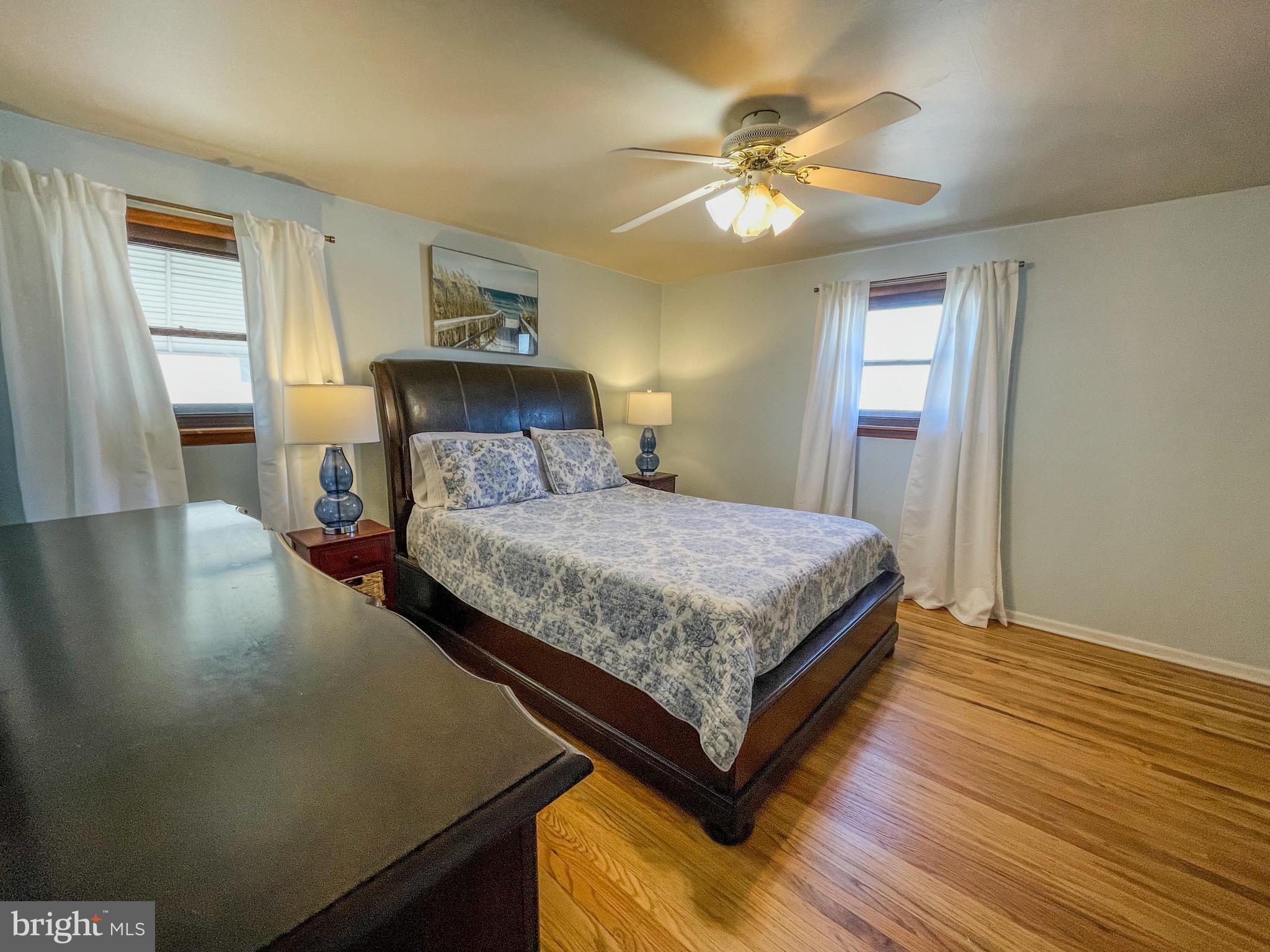 ACADEMY GARDENS - Residential