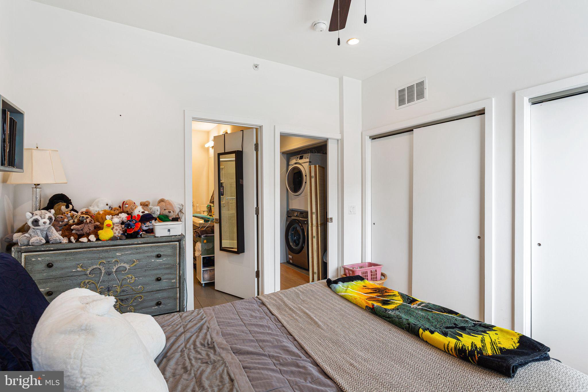 OLDE KENSINGTON - Residential