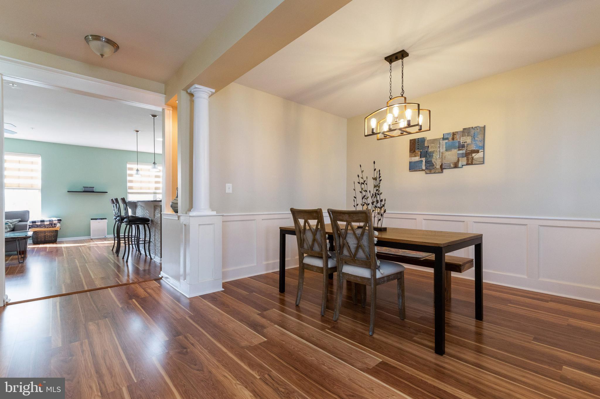 LEE SQUARE - Residential