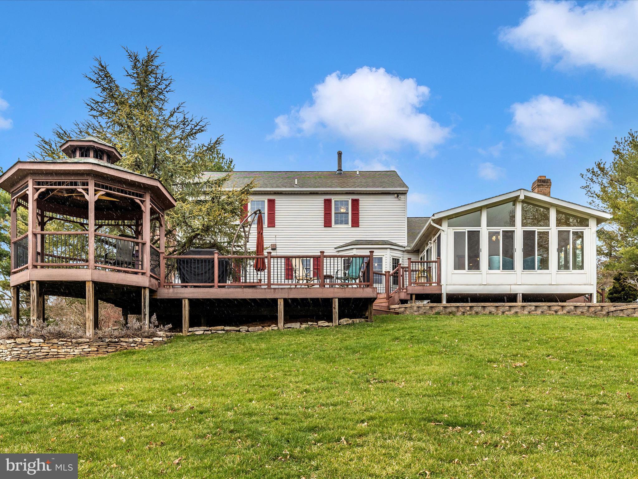 WATKINS OVERLOOK - Residential