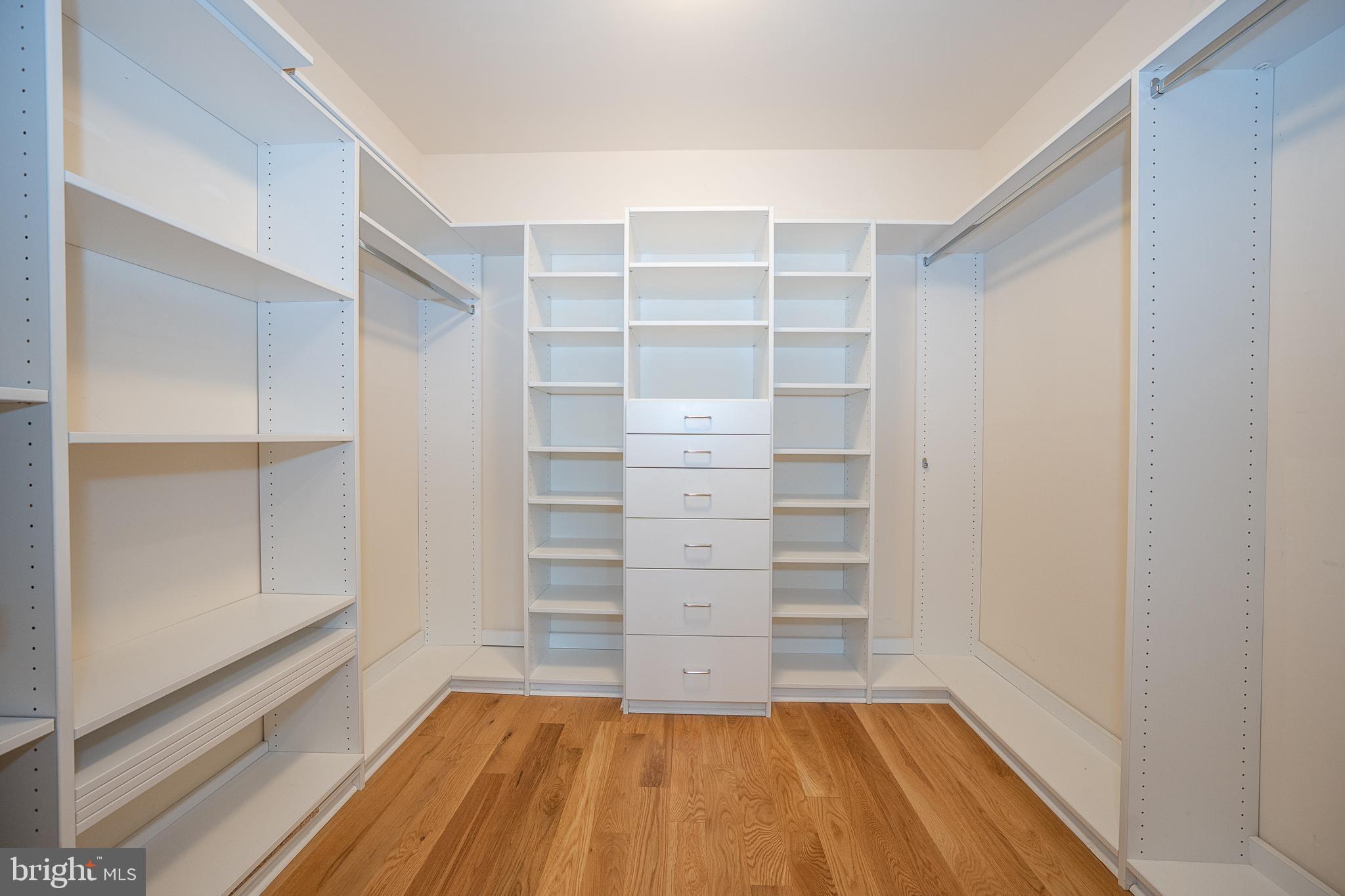 PARKVIEW - Residential