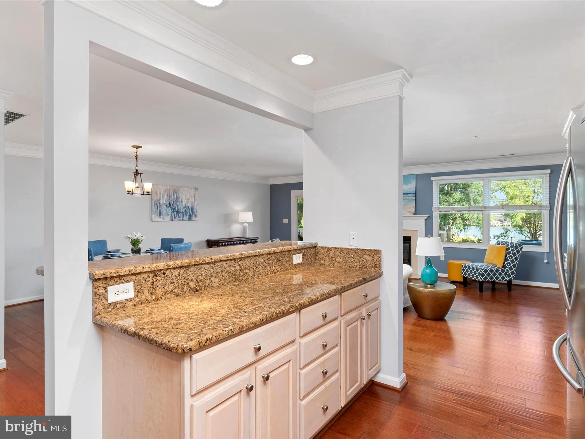 BAYSIDE MARINA - Residential