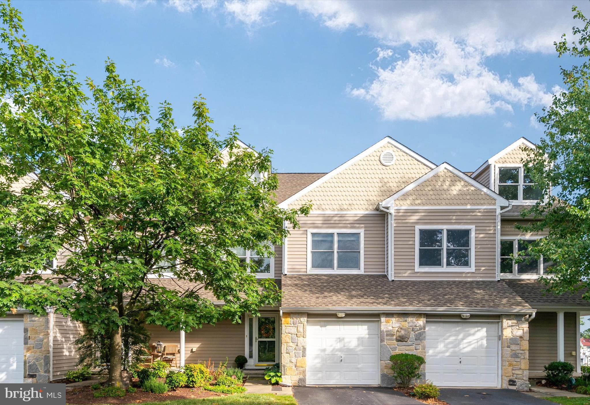 BAYSIDE MARINA - Residential