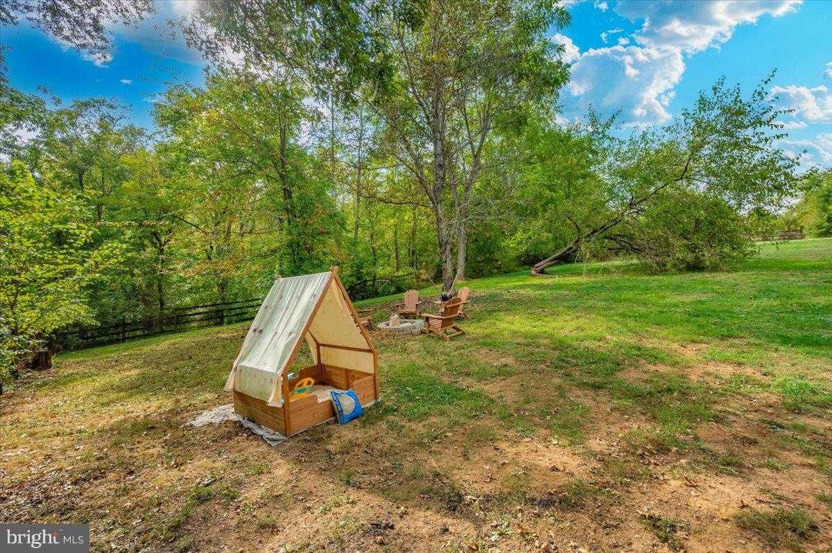 MYERSVILLE - Residential