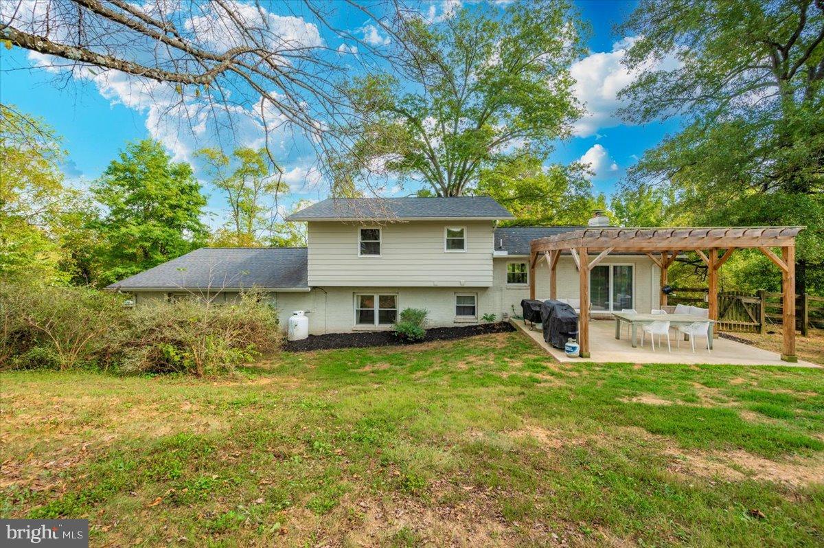 MYERSVILLE - Residential